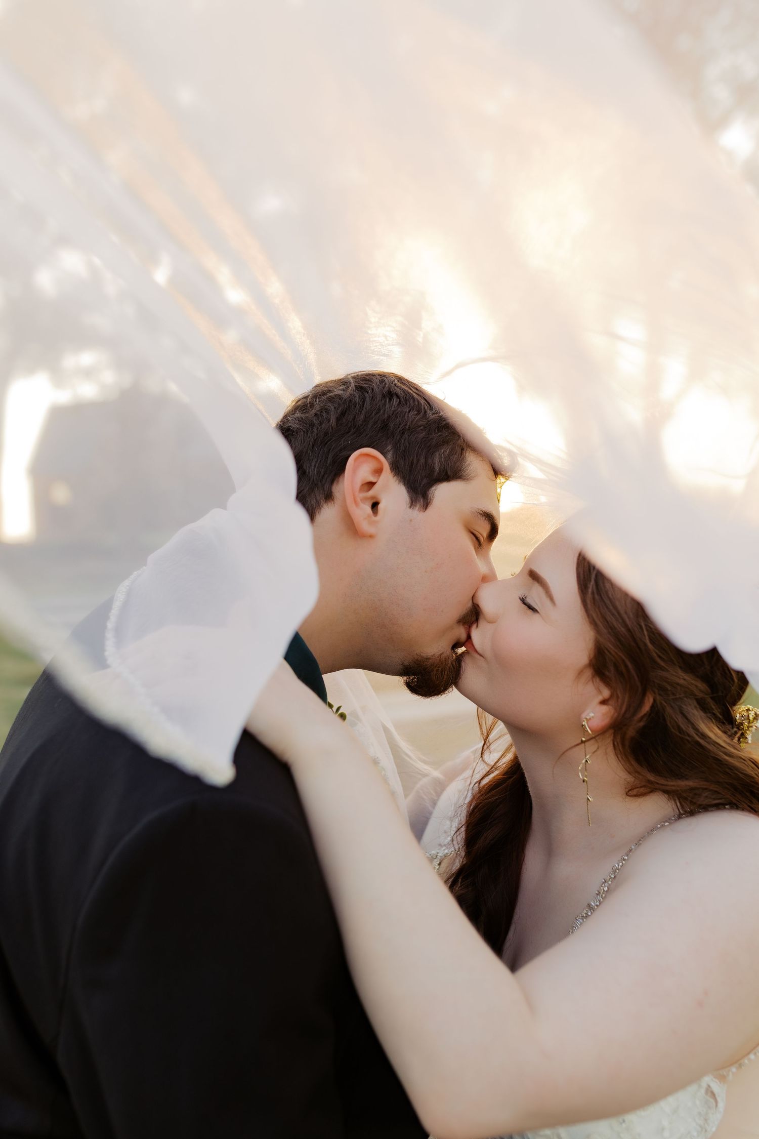 Oklahoma wedding photographer, photographed by Julie Lawson Photography.