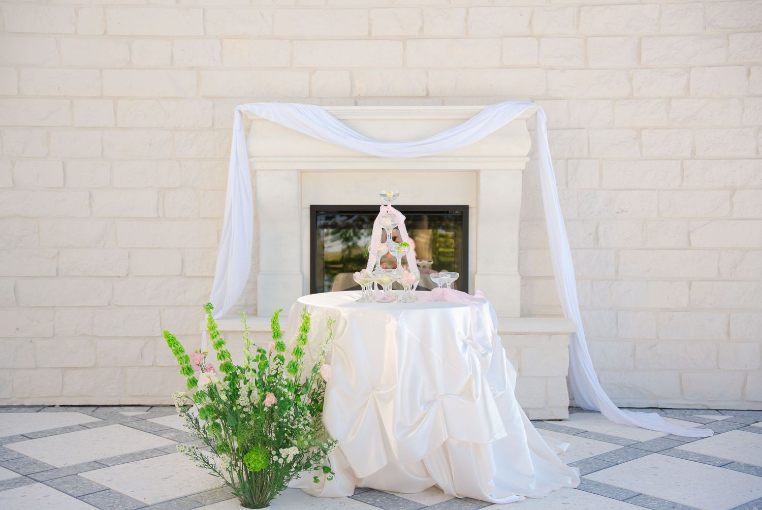 Oklahoma City wedding photographer capturing genuine moments with timeless, true-to-life photography for modern couples.