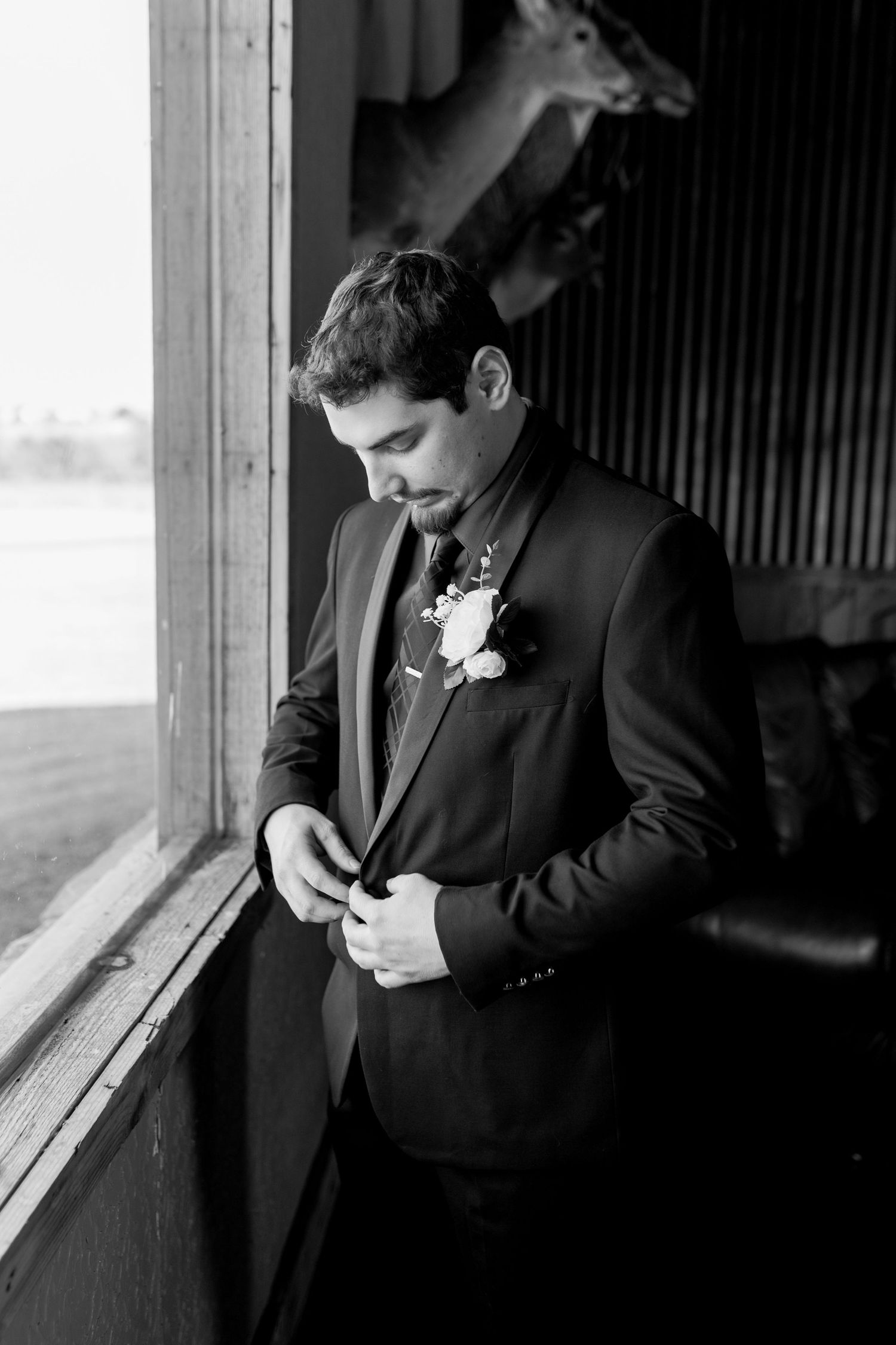 Oklahoma wedding photographer, photographed by Julie Lawson Photography.