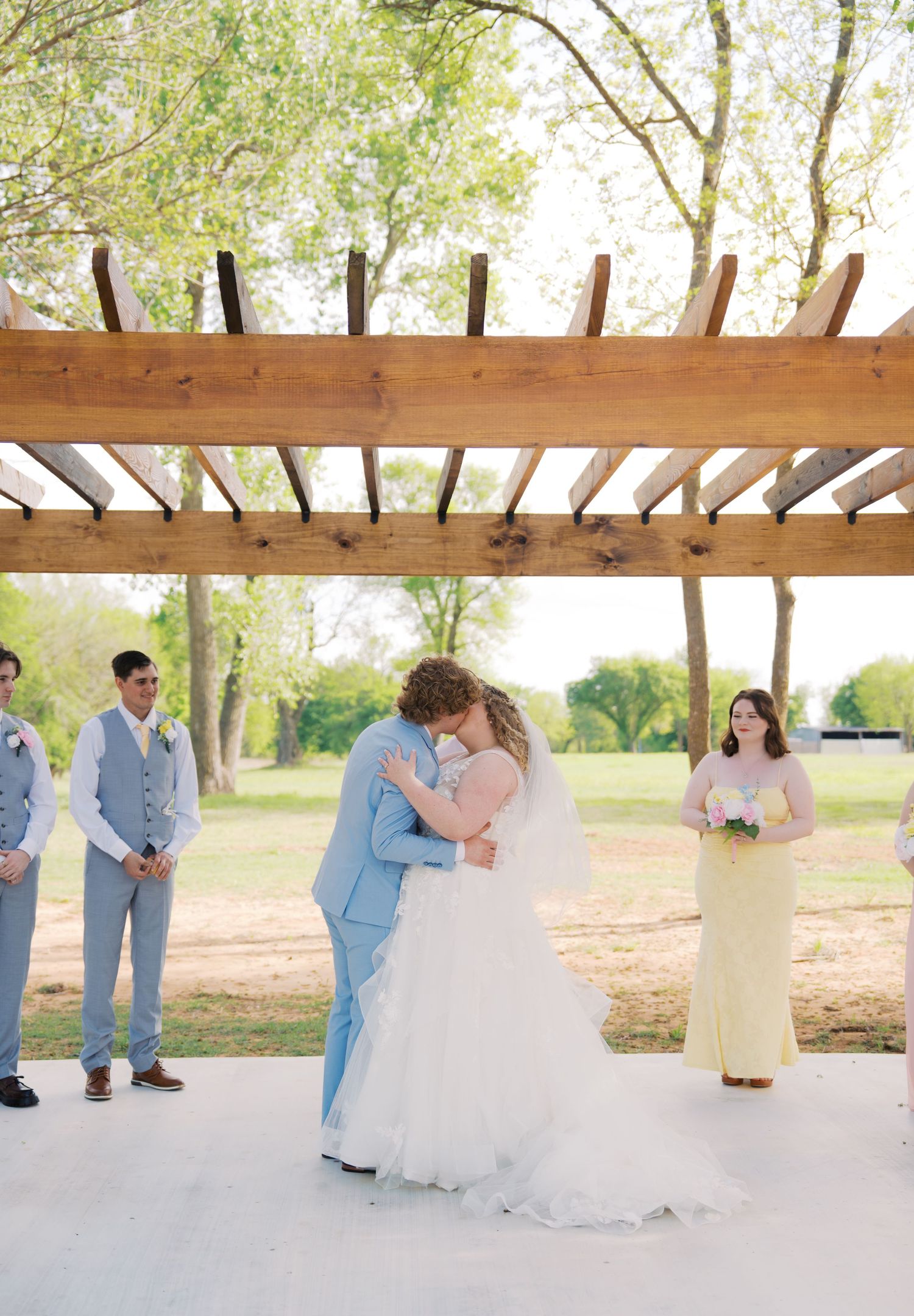Oklahoma City wedding photographer capturing genuine moments with timeless, true-to-life photography for modern couples.