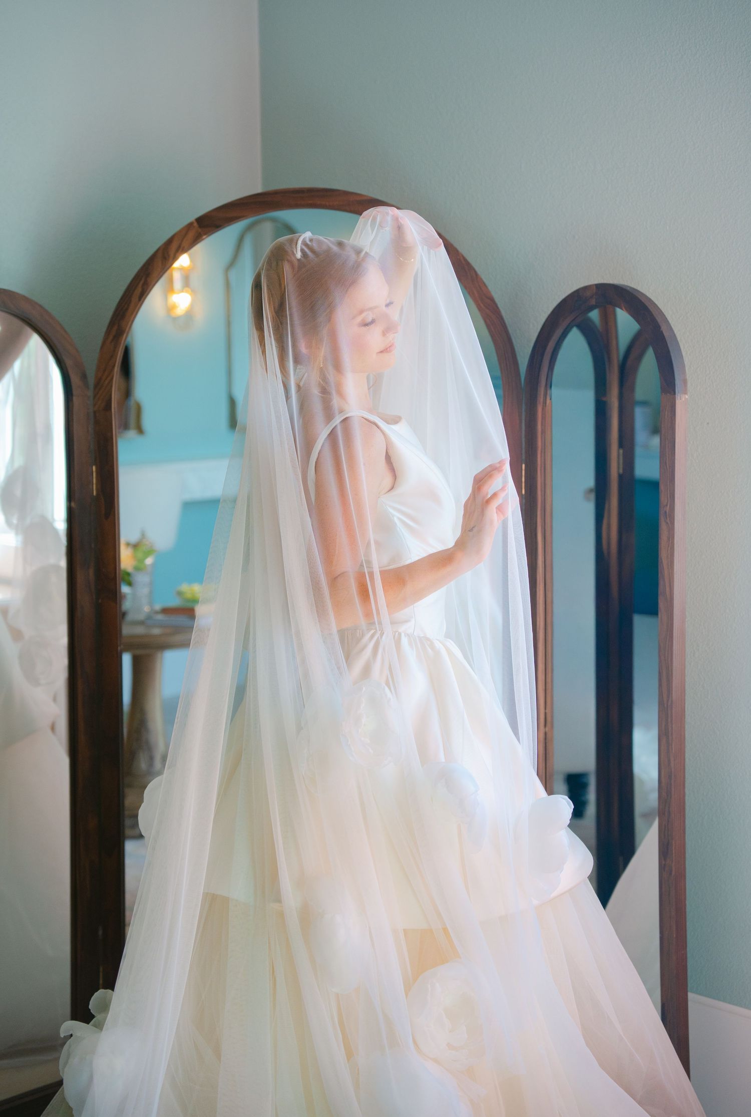 Oklahoma City wedding photographer capturing genuine moments with timeless, true-to-life photography for modern couples.