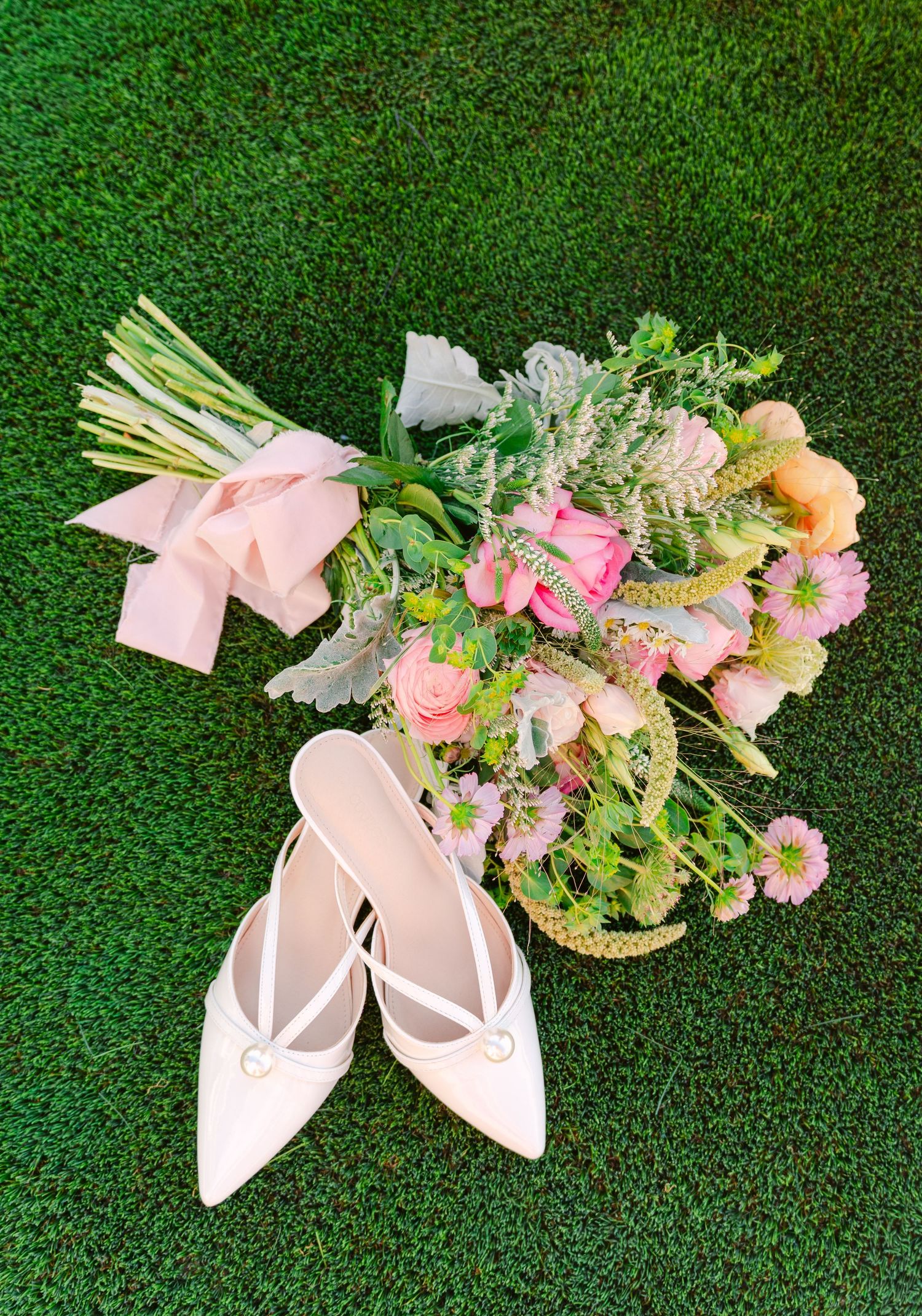 Oklahoma City wedding photographer capturing genuine moments with timeless, true-to-life photography for modern couples.