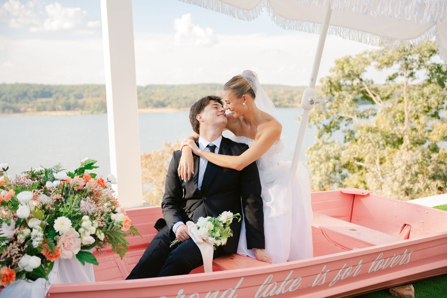 Oklahoma City wedding photographer capturing genuine moments with timeless, true-to-life photography for modern couples.