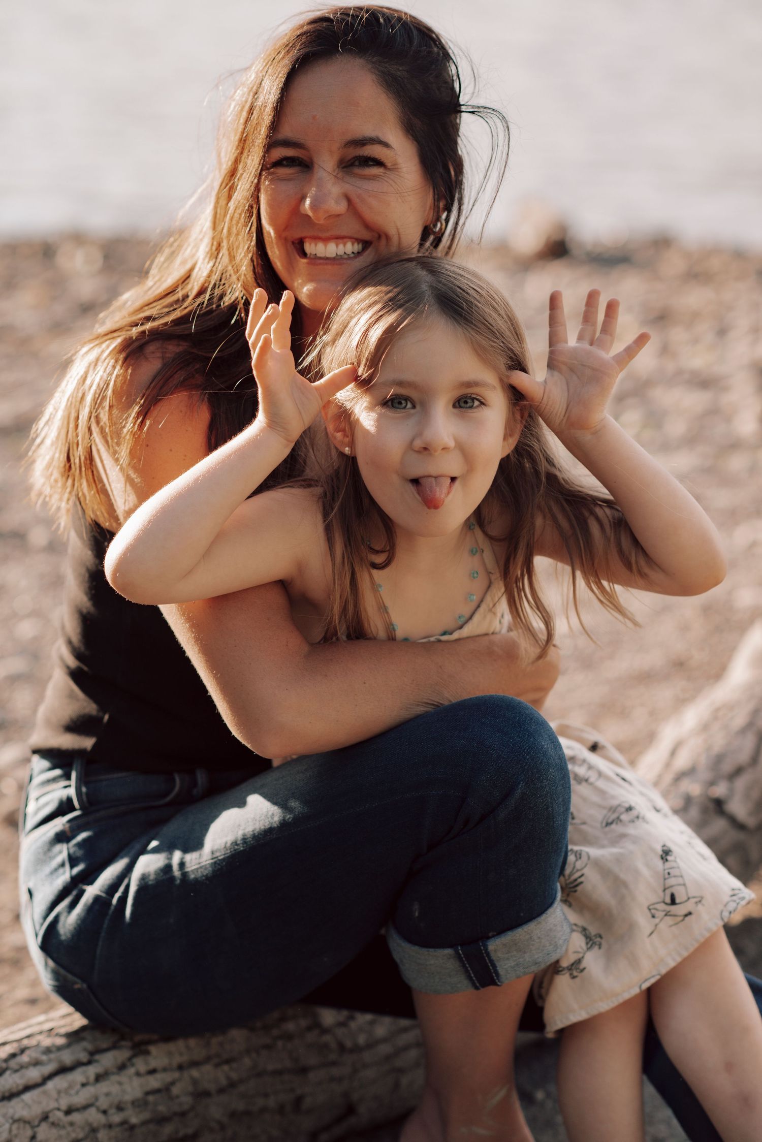Portrait de famille en extérieur à Saint-Hyacinthe.