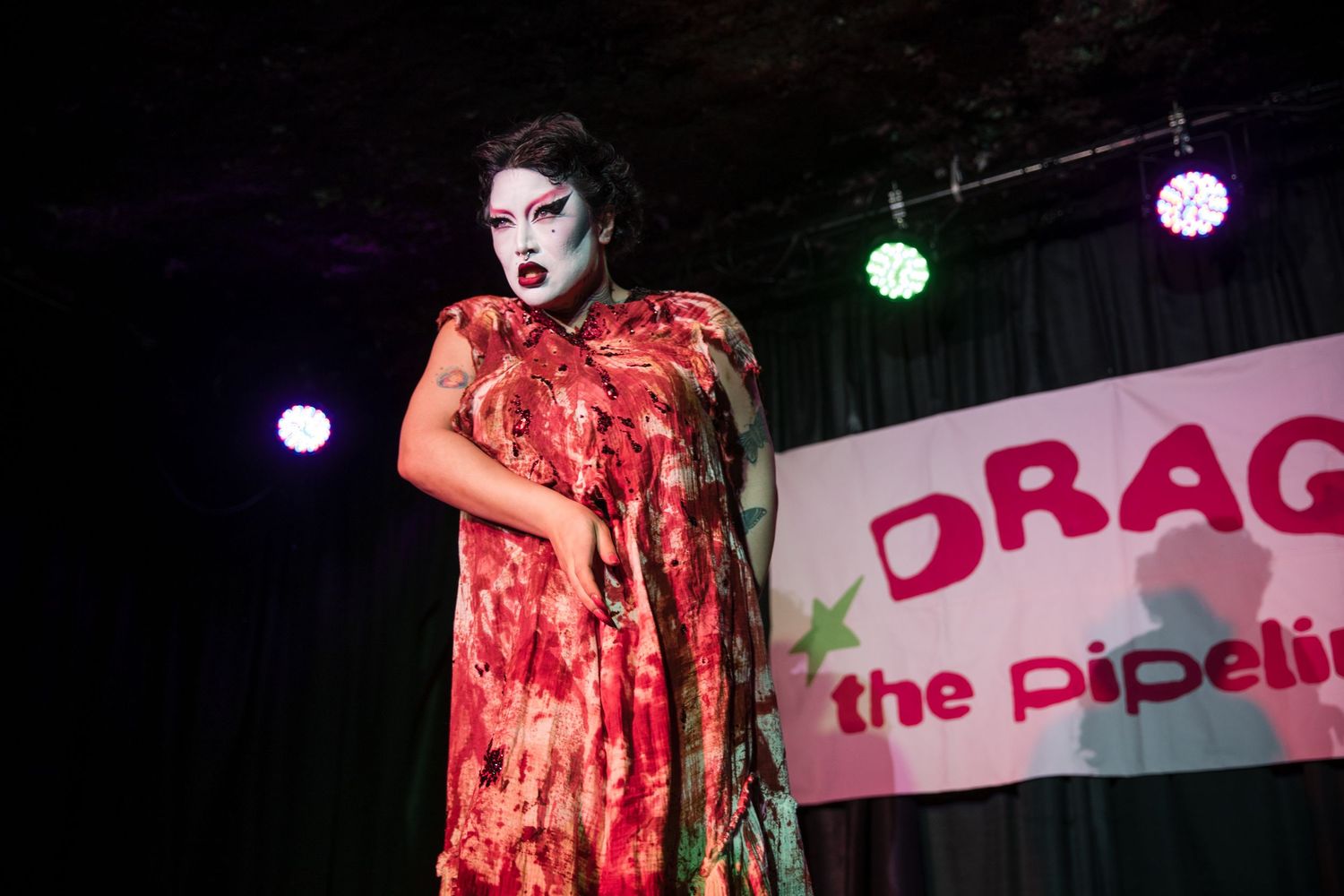 vancouver-event-photography-performer-singing