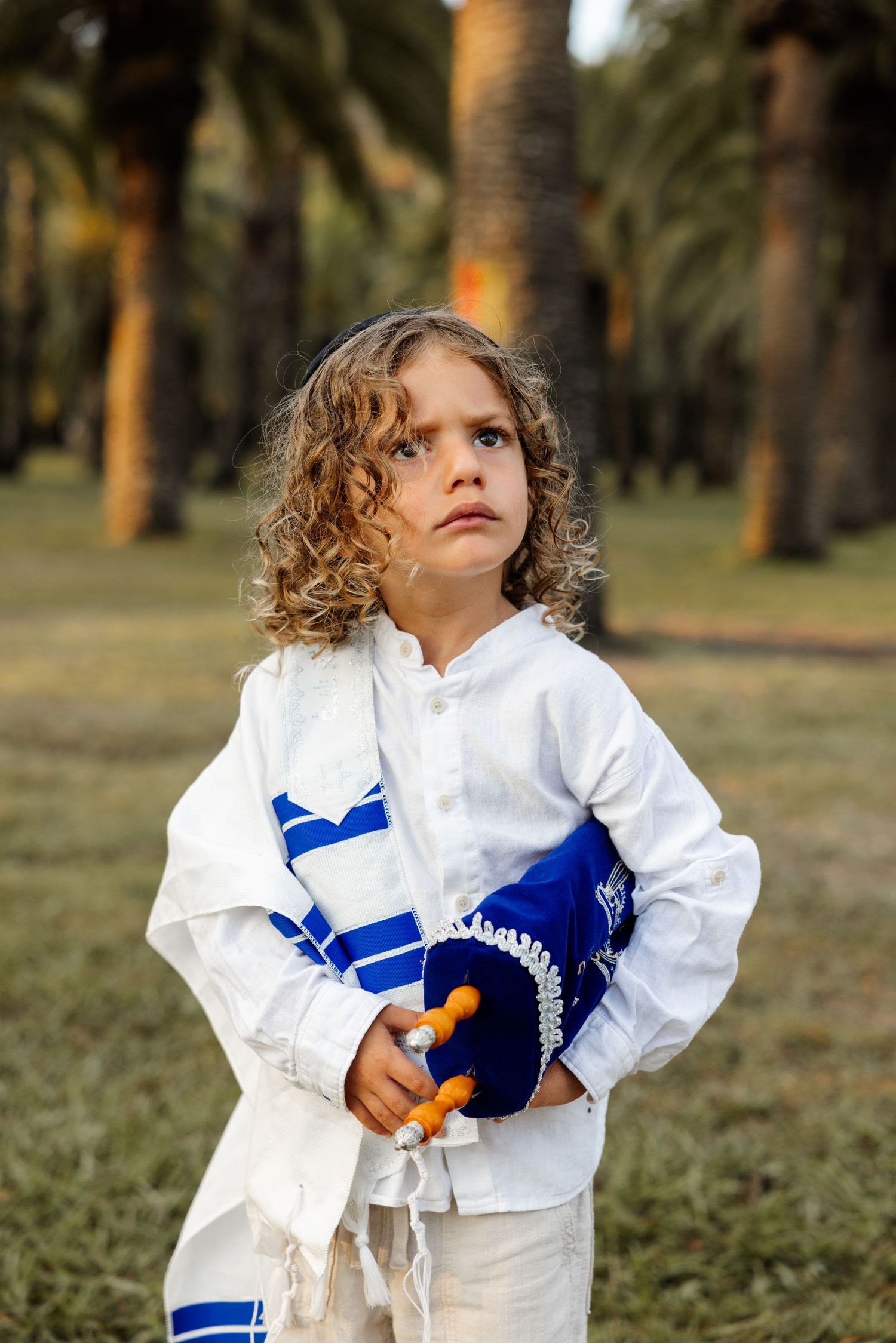 צילומי משפחה טבעיים בסטודיו
צילום משפחה עם ילדים
צילומי משפחה בטבע