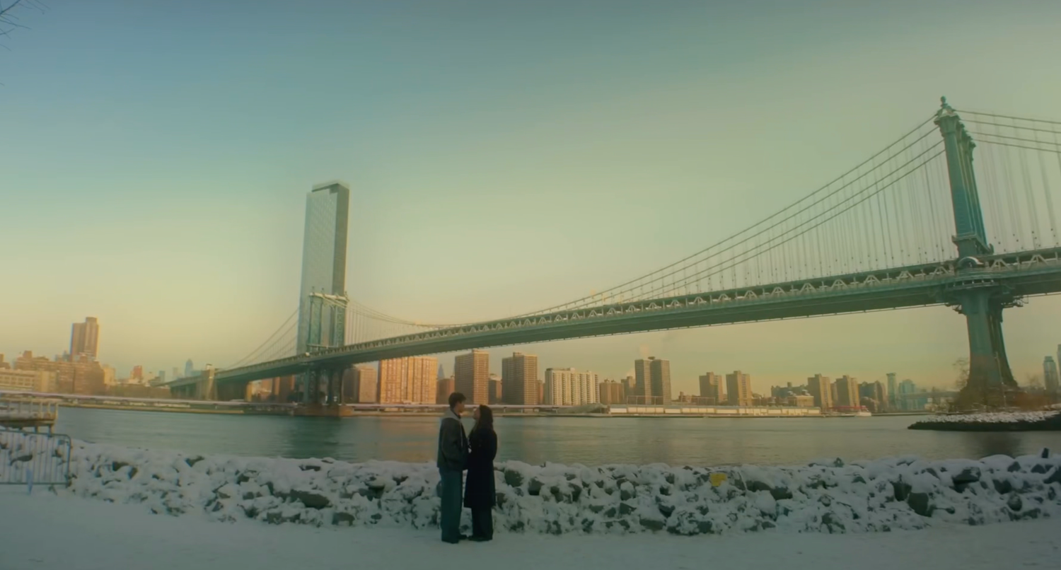 Laura + Tim | Morning at the Brooklyn Bridge