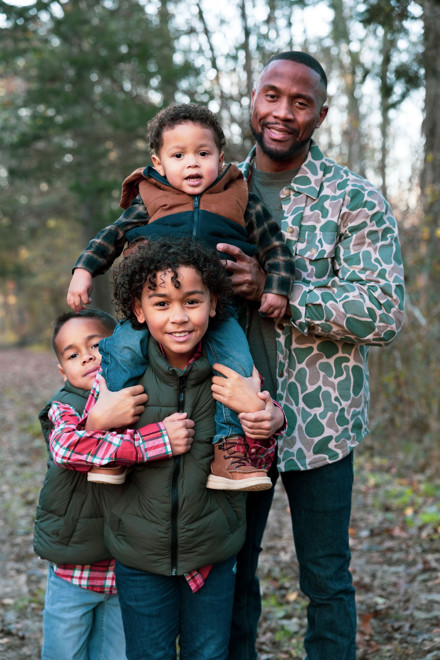 father and 3 sons photoshoot