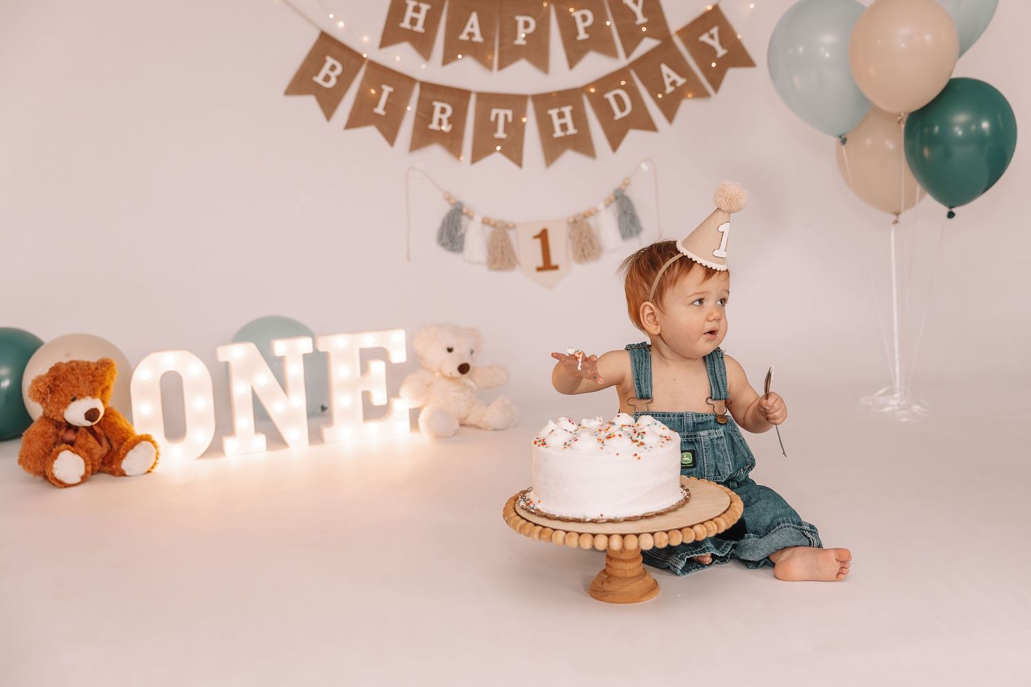 1 yr old studio session. smash cake. happy birthday