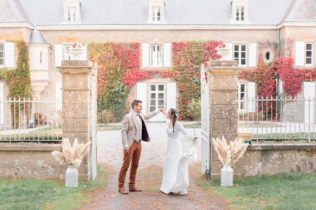 Wedding photo series showcasing romantic moments against historic architecture.