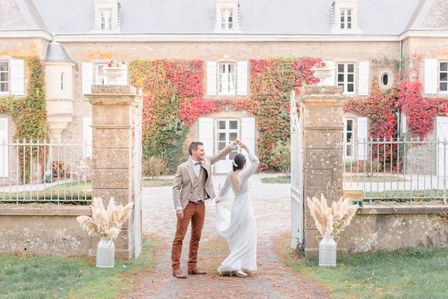 Wedding photography series showing romantic moments in front of historic estate.