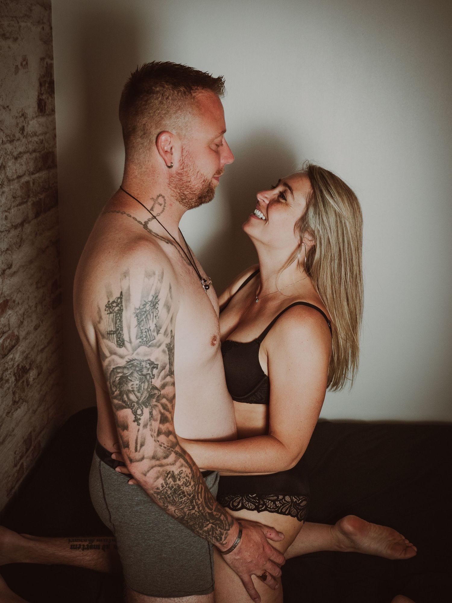 séance photo en couple sensuelle et complice