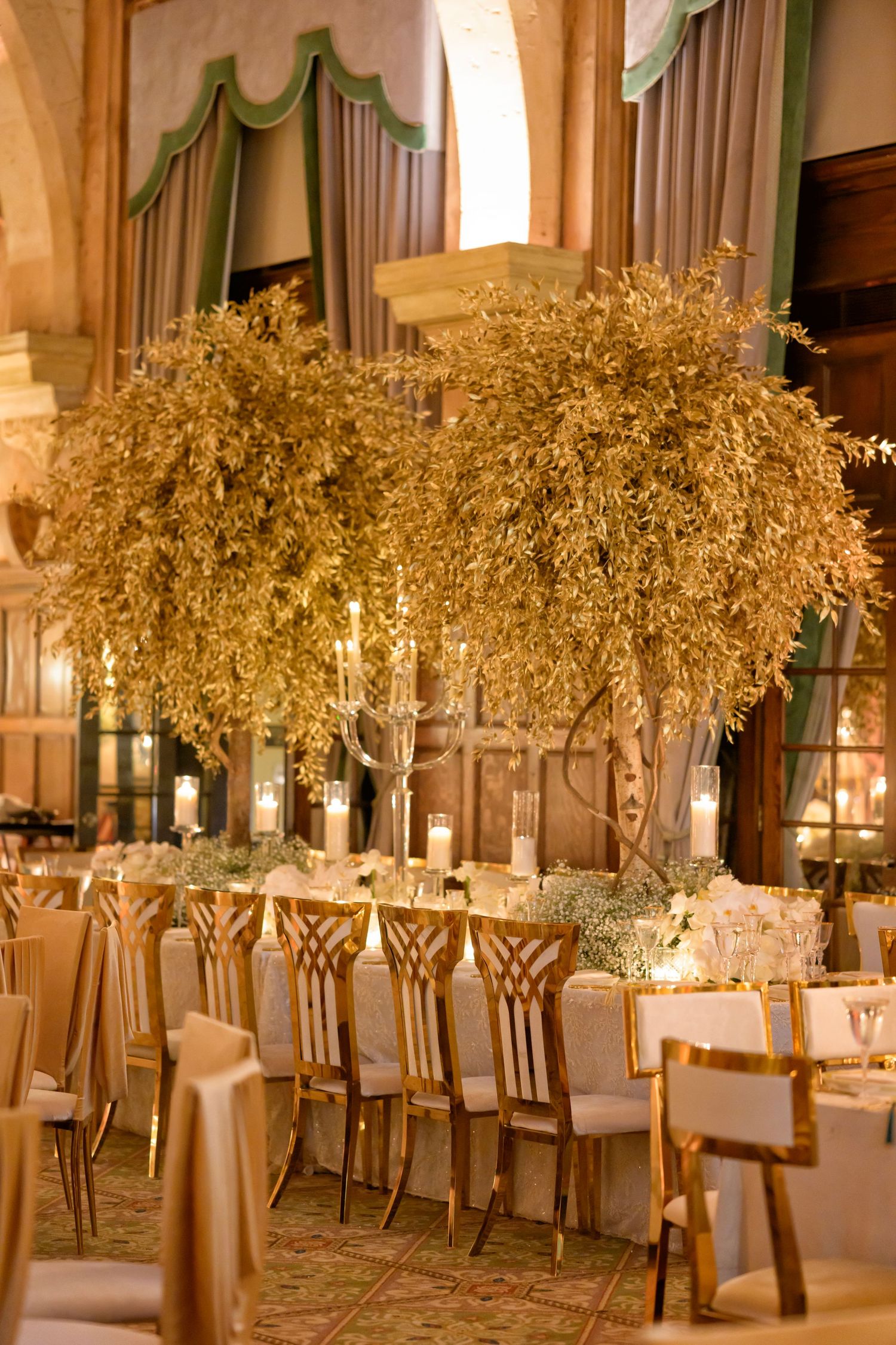 Grand centerpieces bring elegance to the reception.