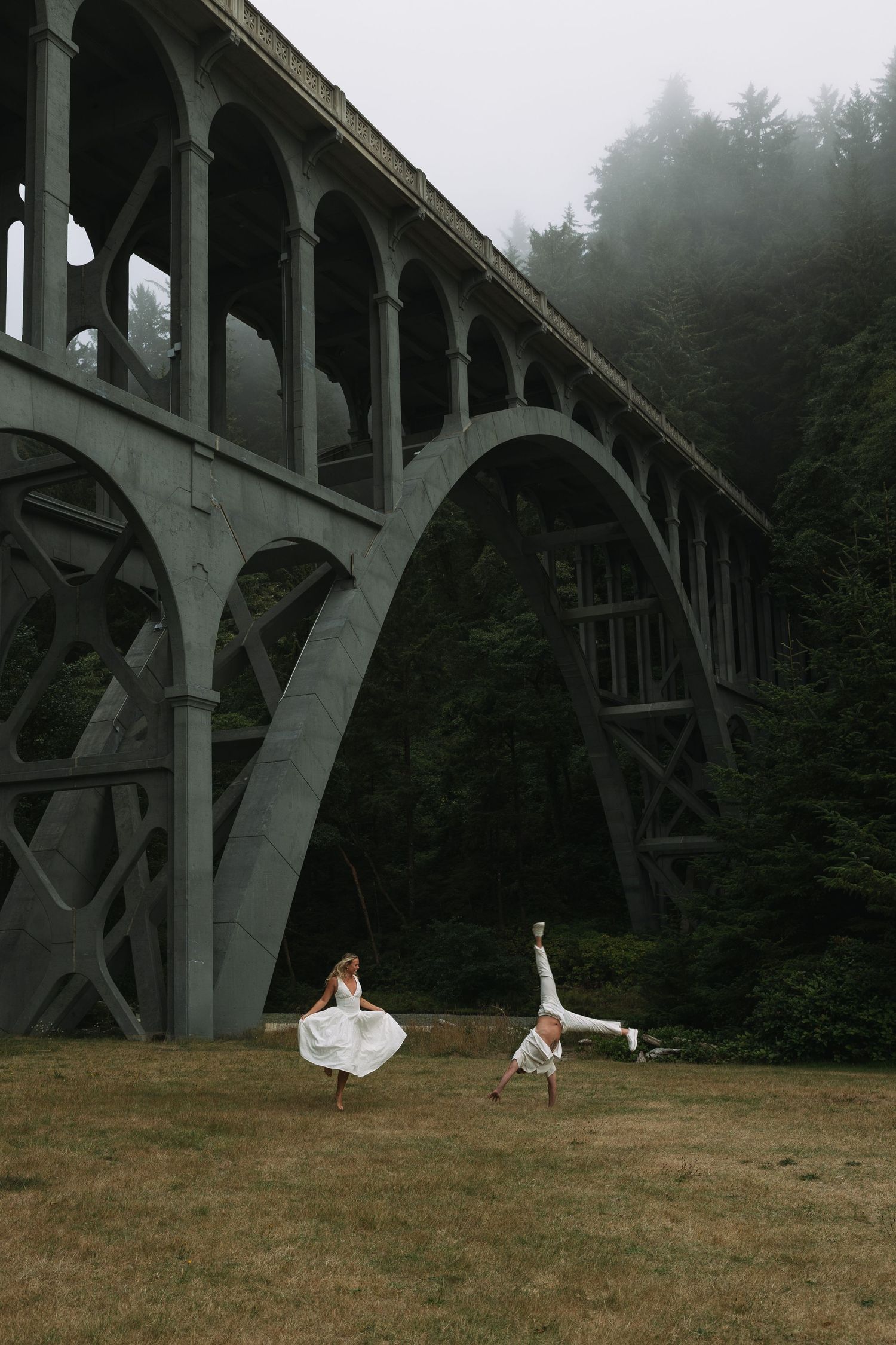 oregon engagement photoshoot