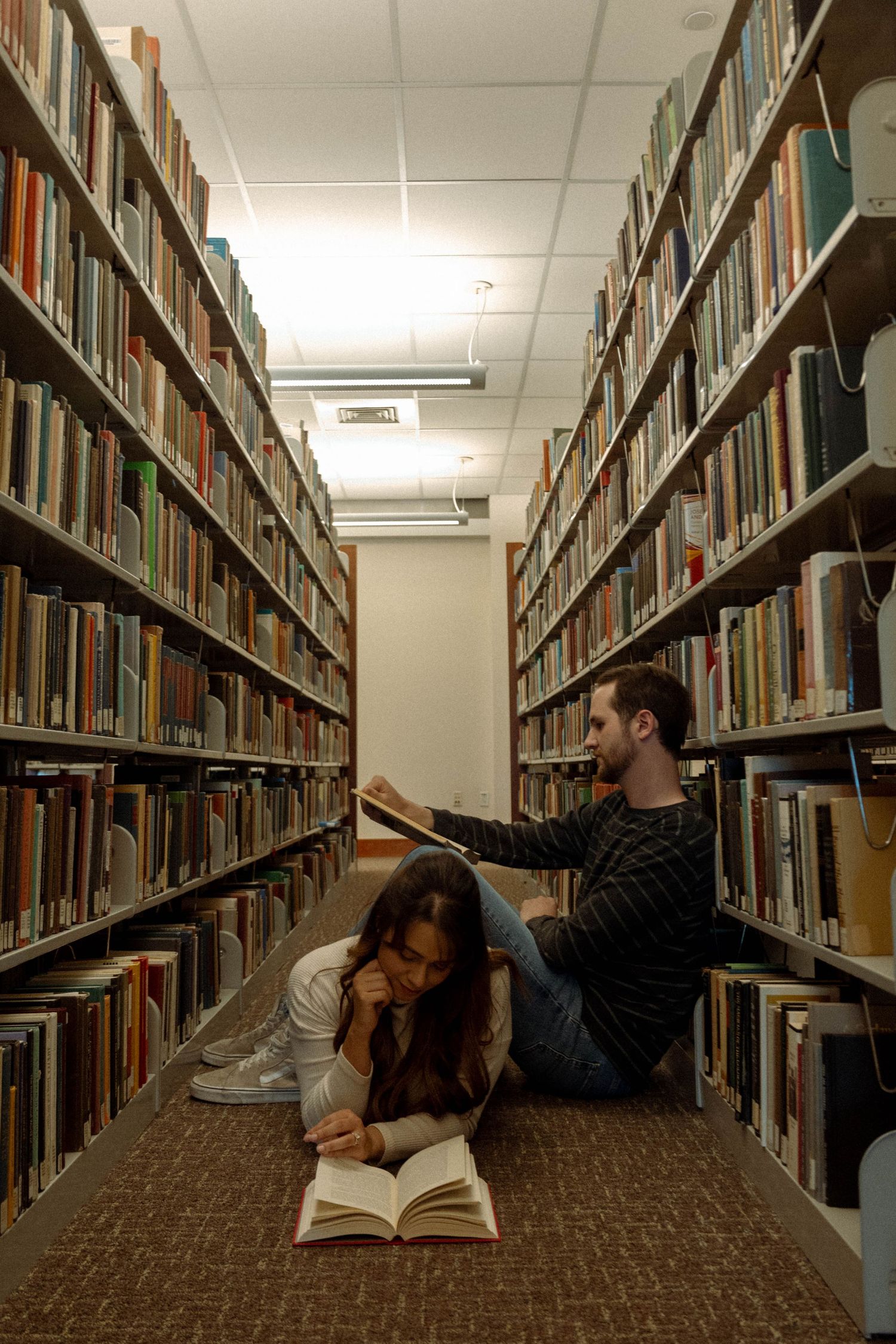 Cinematic library couples photoshoot in North Florida