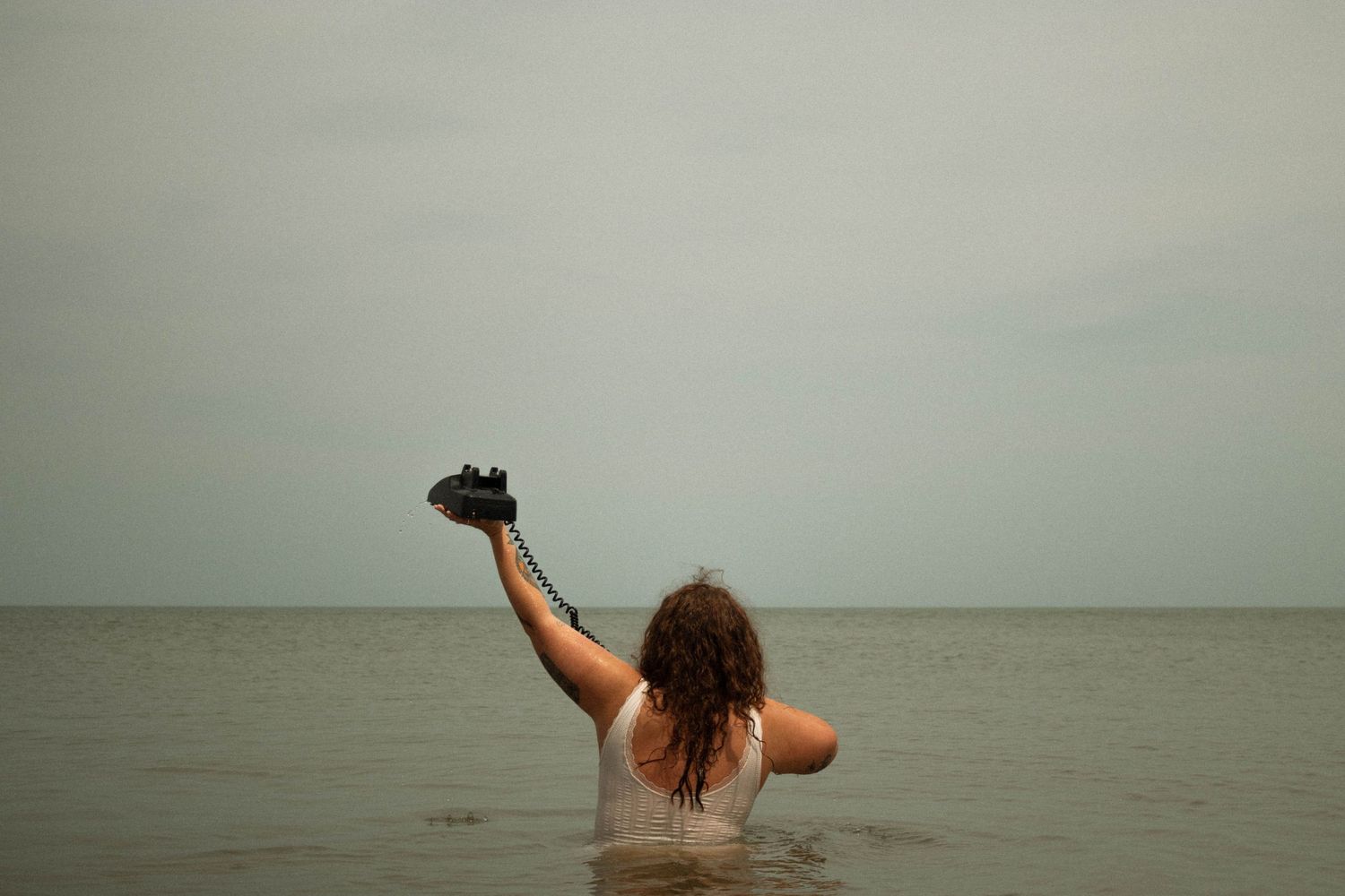 unique portrait photoshoot at the beach
