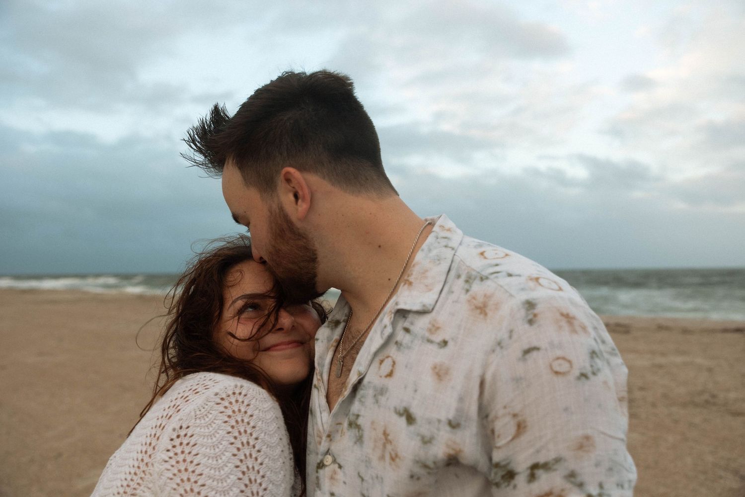 beachside couples engagement photoshoot