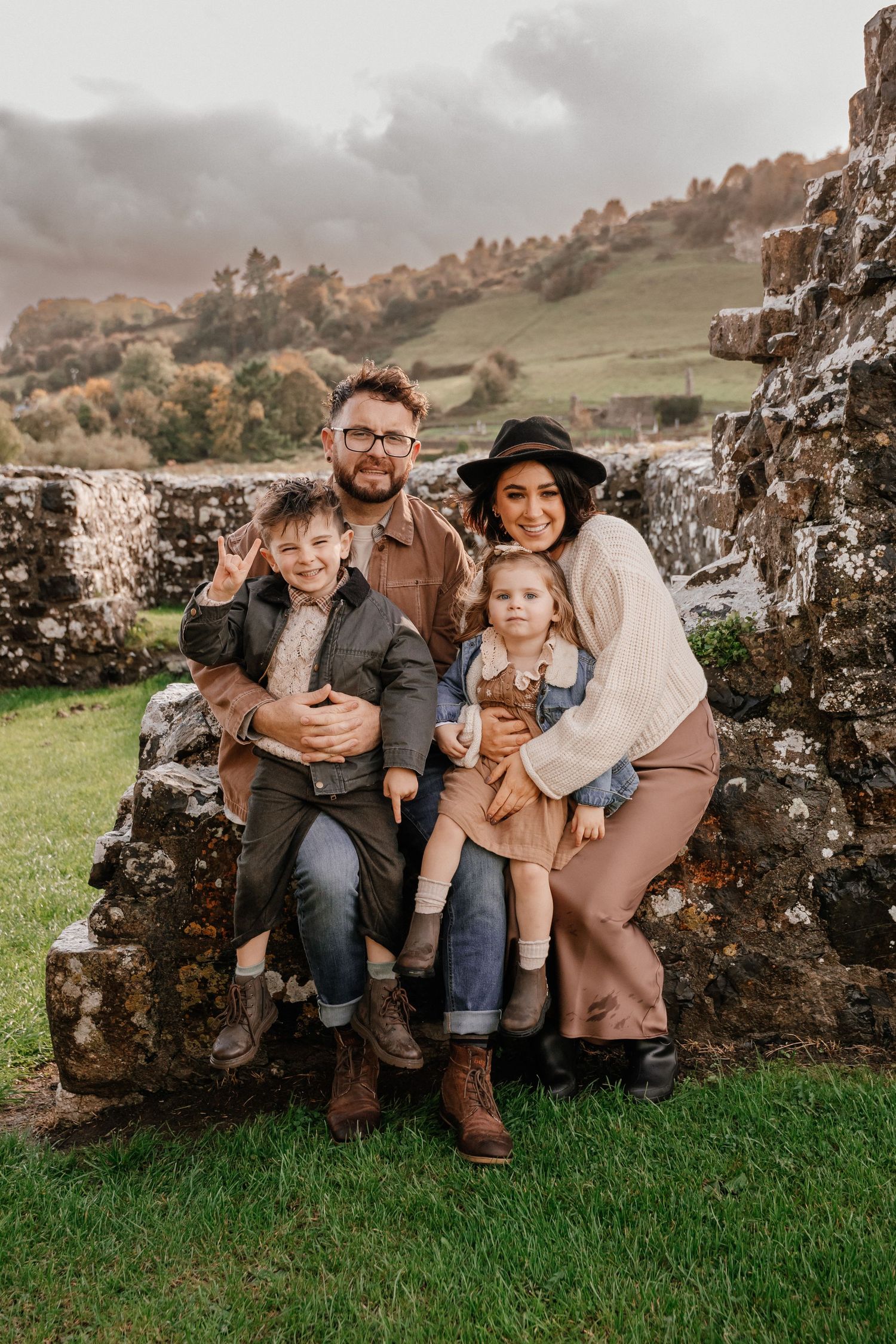 family photos westmeath in fore abbey family photographer