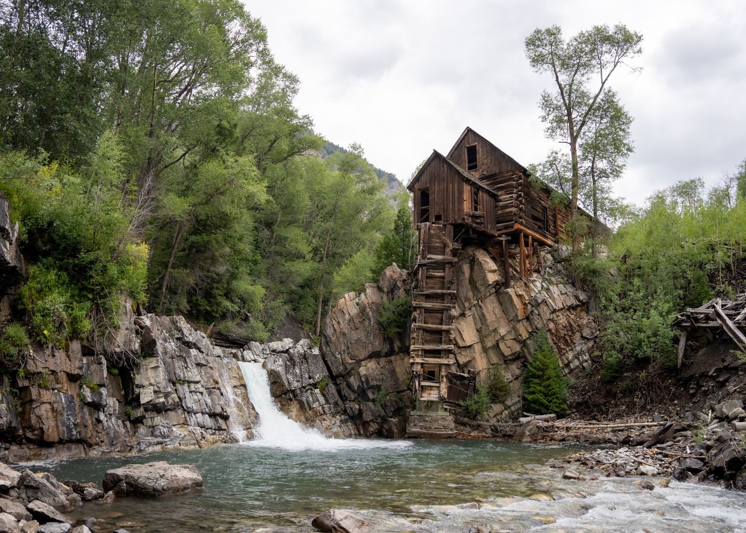 Crystal Mills Landscape photography by Travis Sean Studios