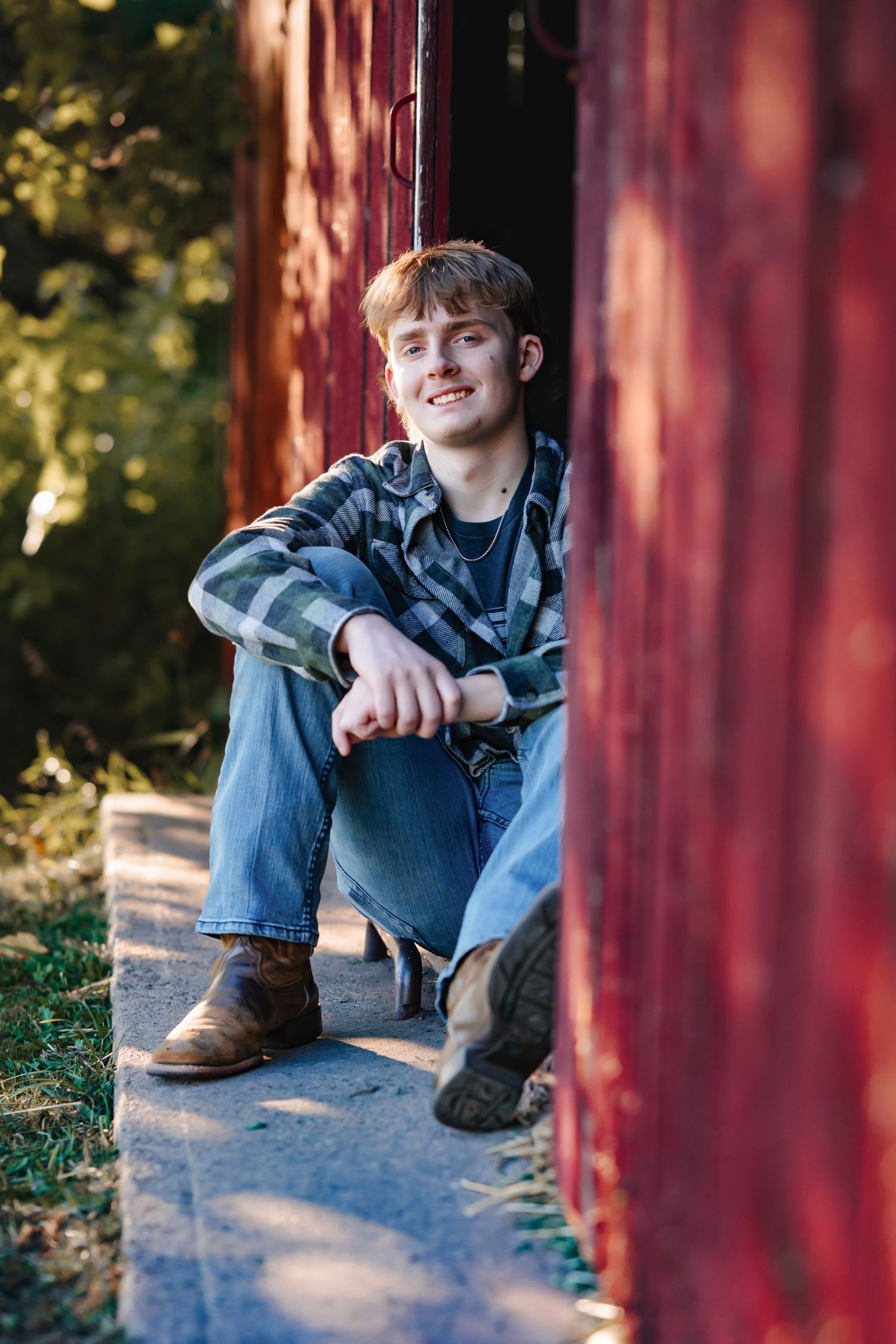 A series of outdoor photos showing boots and jeans against a red wooden background in natural lighting.