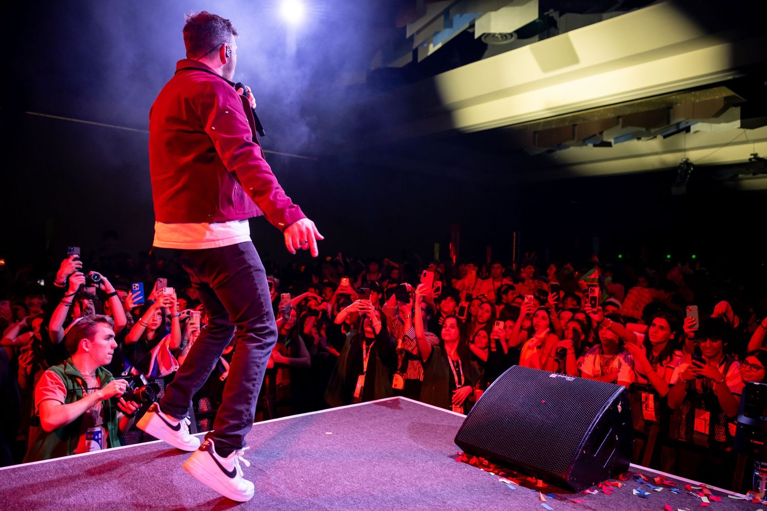 Musical guest: Andy Grammer