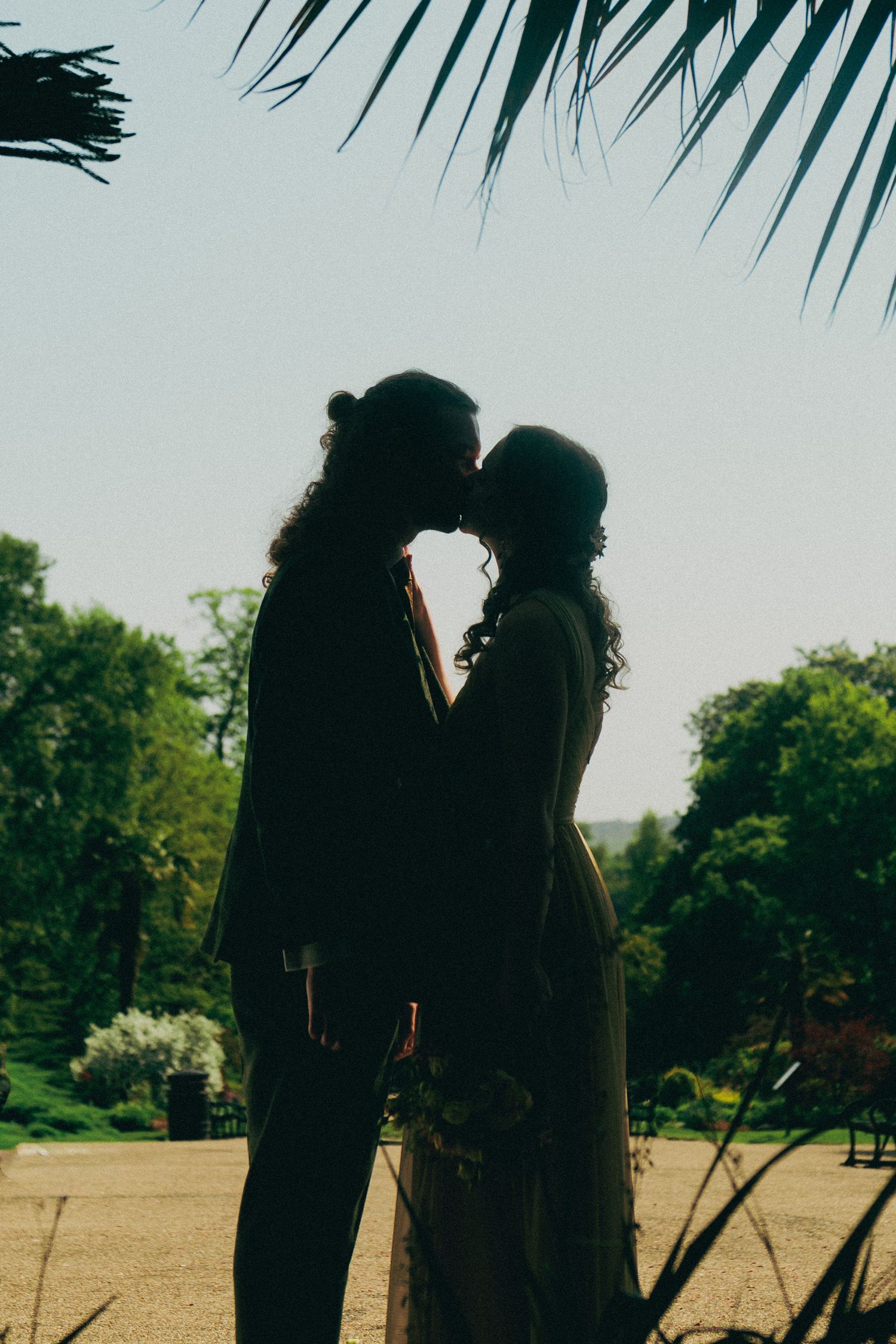 couple in gardens