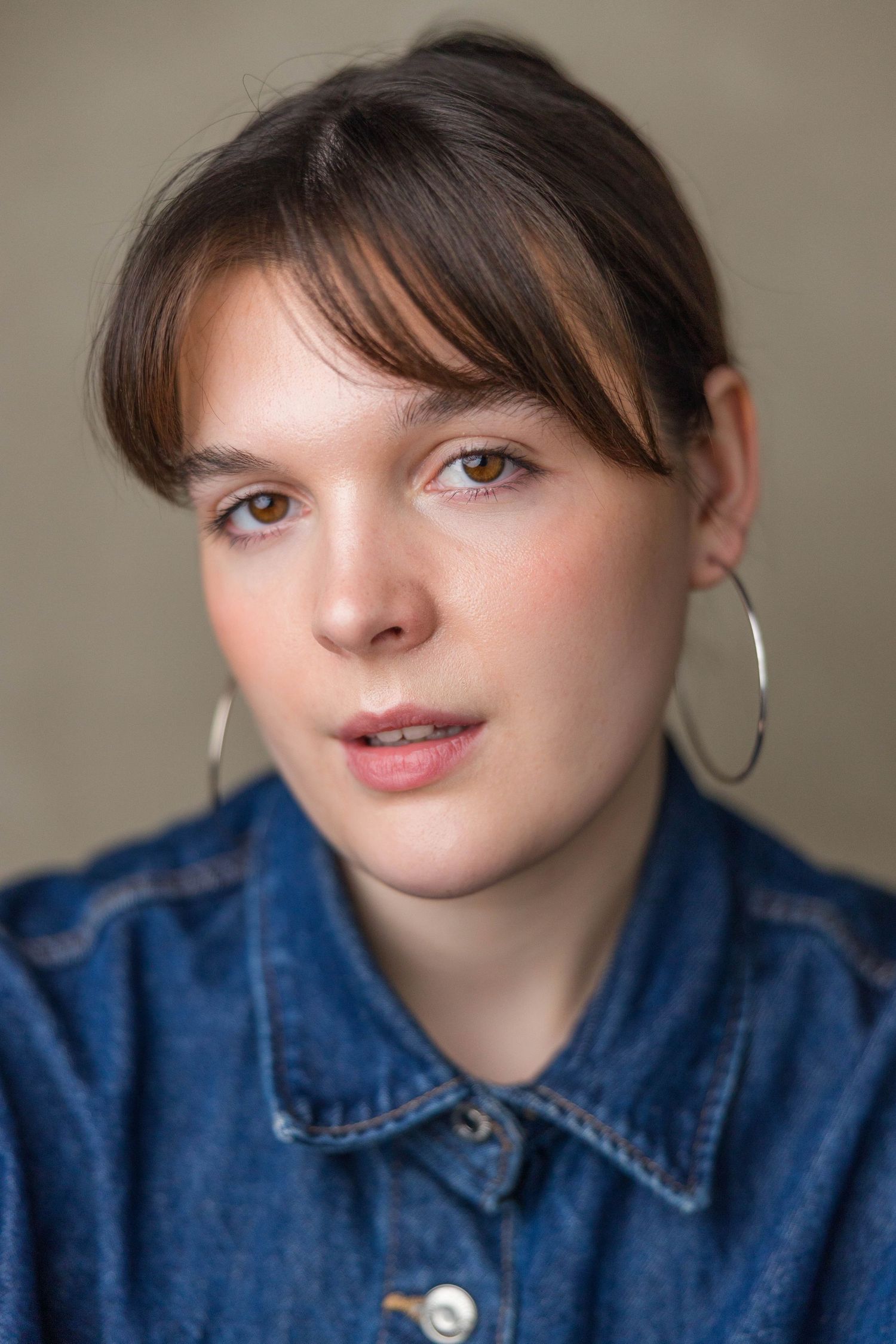 Poppy: Actor Headshots in Cardiff
