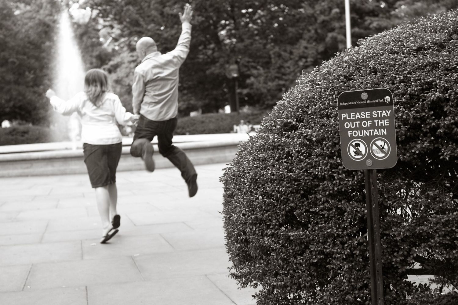 Philadelphia wedding photographer engagement session