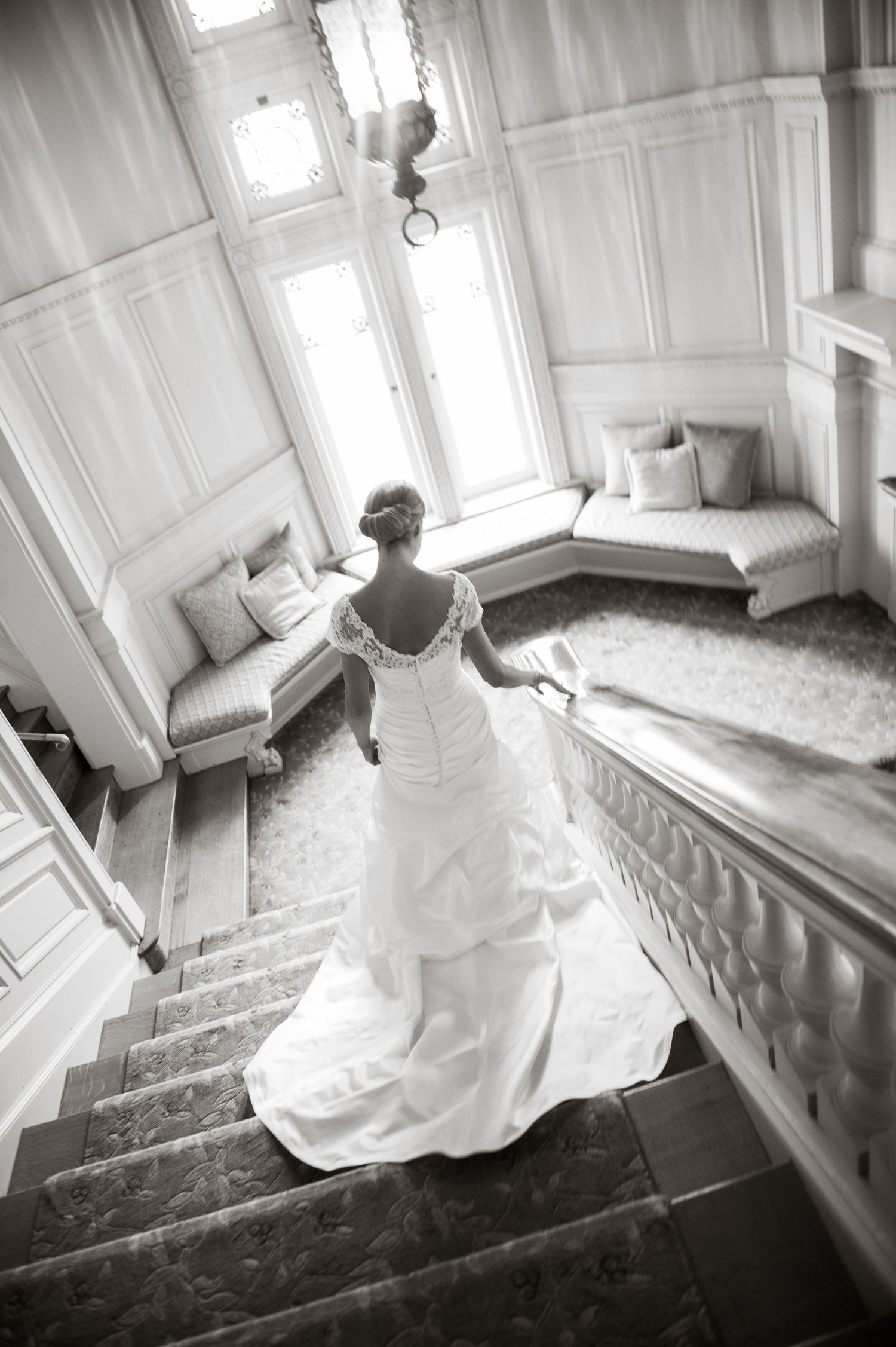Bryn Athyn wedding with bride in black and white