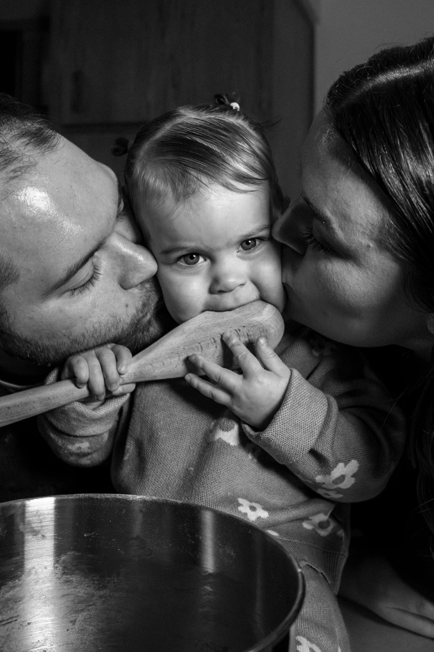 In-home family session in B&W.
