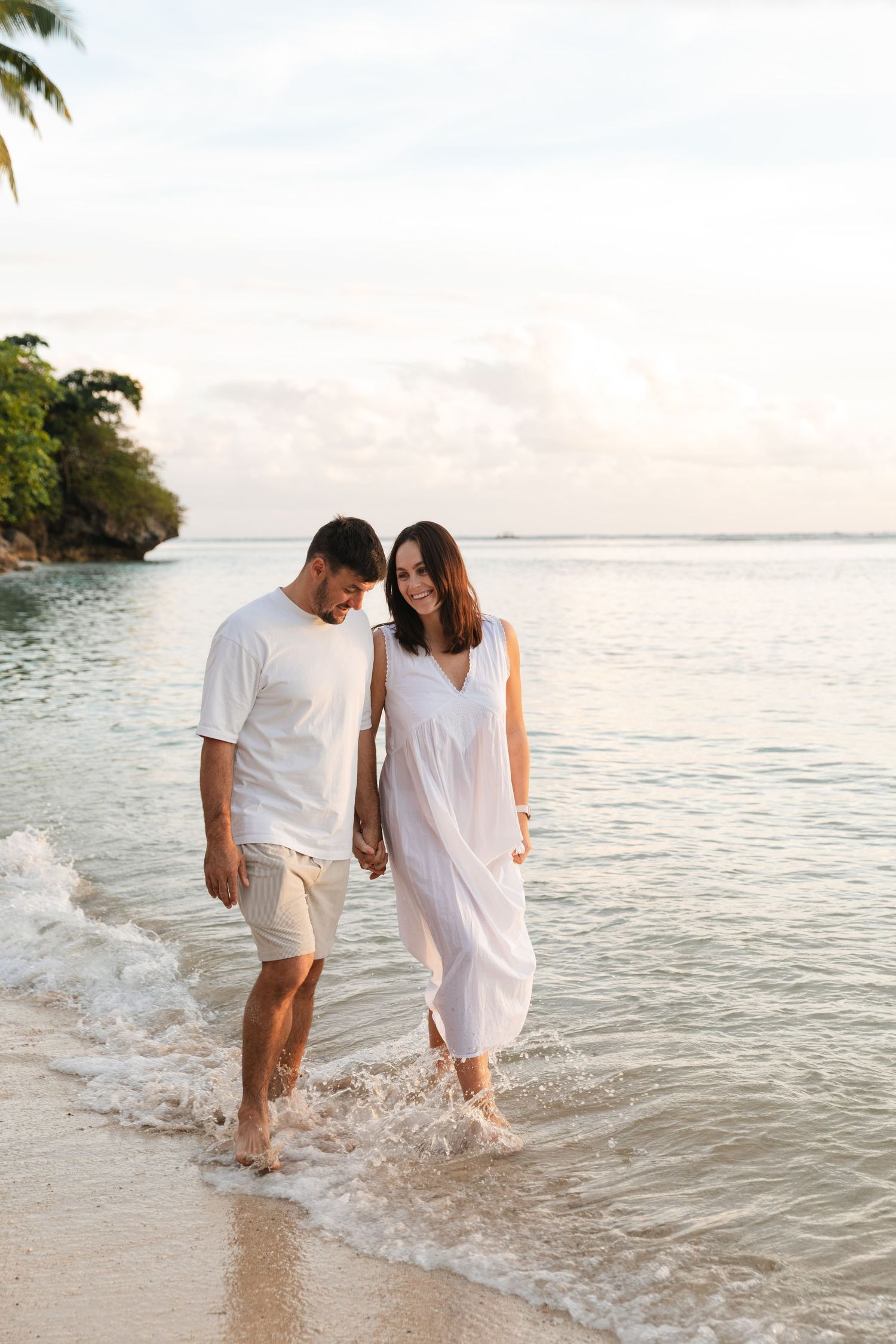 Couple enjoying a romantic beach photography session in Fiji
