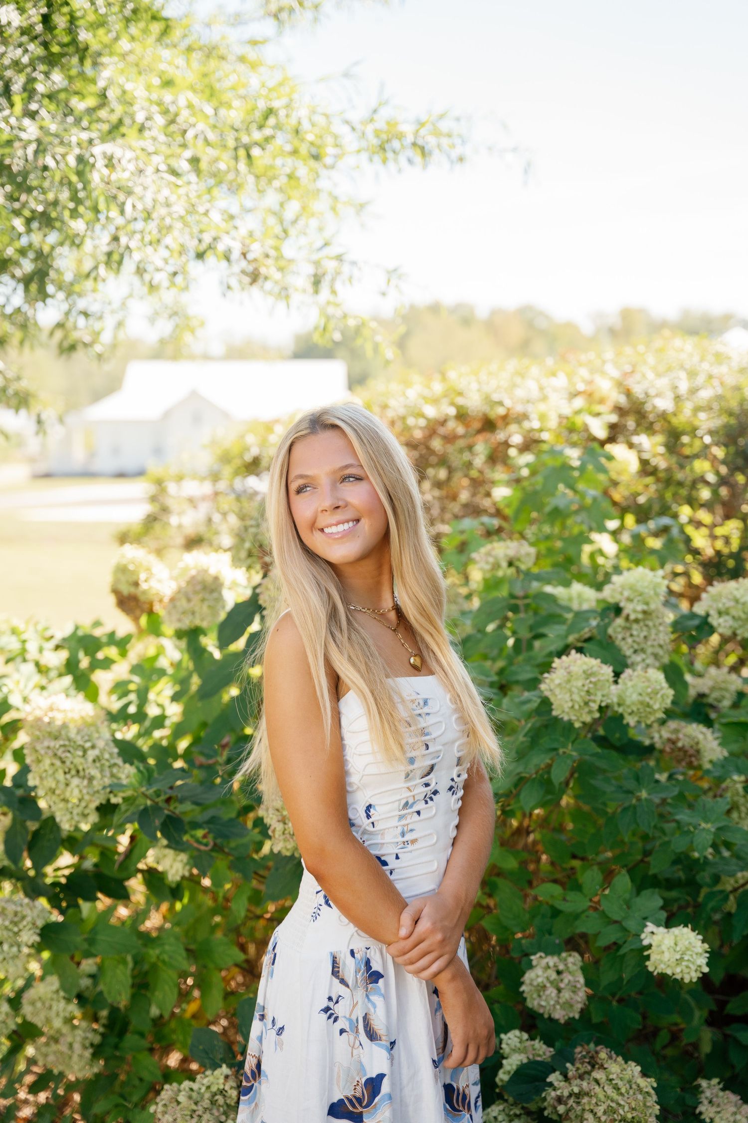 Senior portraits in Taylor, MS
