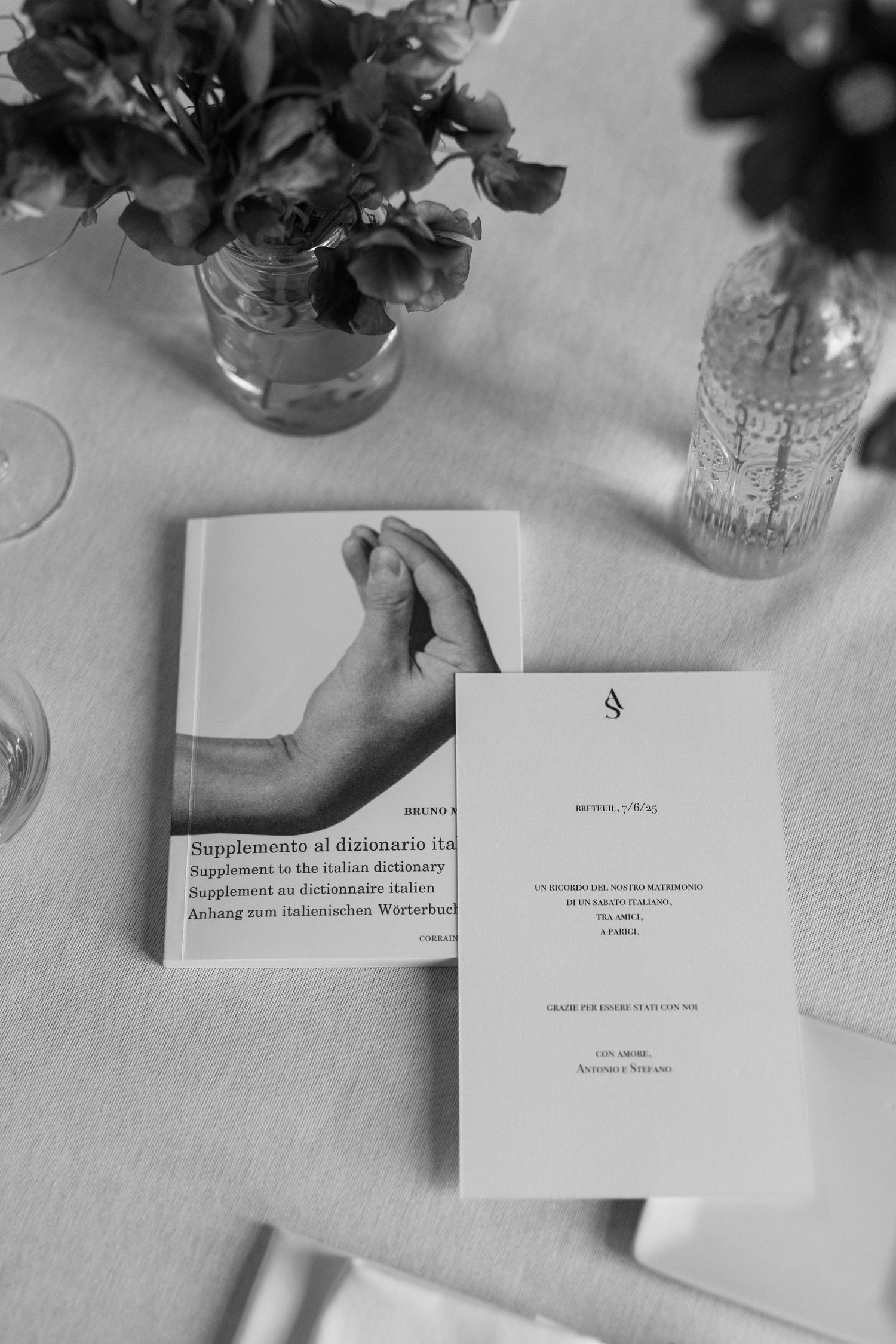 Destination wedding photography Paris
Destination wedding in Paris
