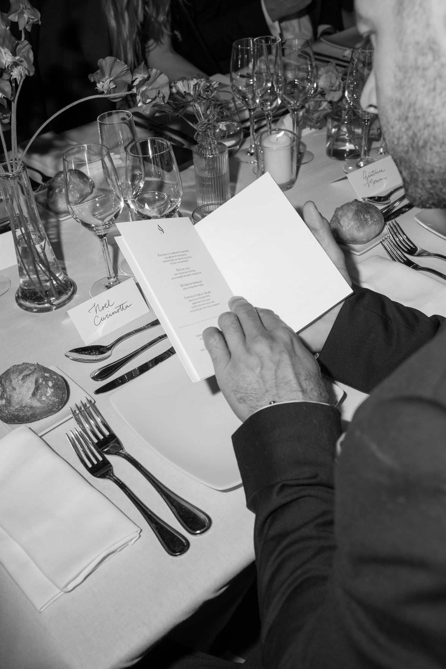 Destination wedding photography Paris
Destination wedding in Paris