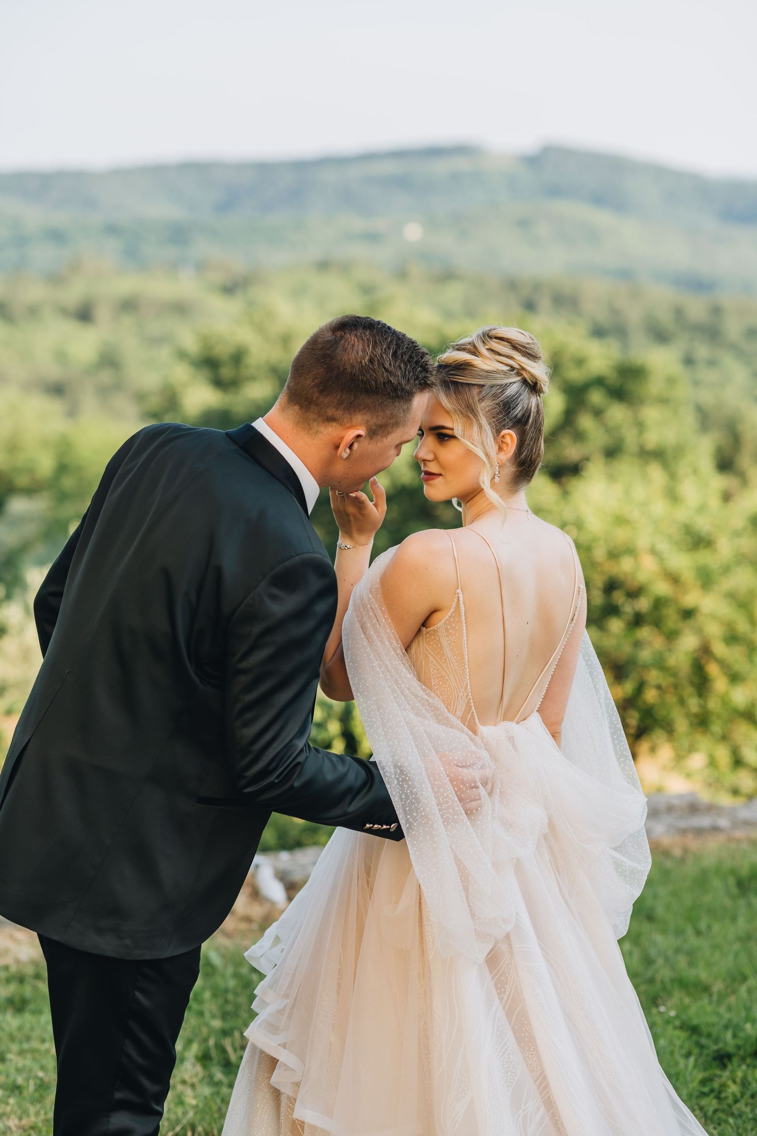 castle belaj wedding photographer, istria wedding photographer, istria destination wedding, rovinj wedding photographer