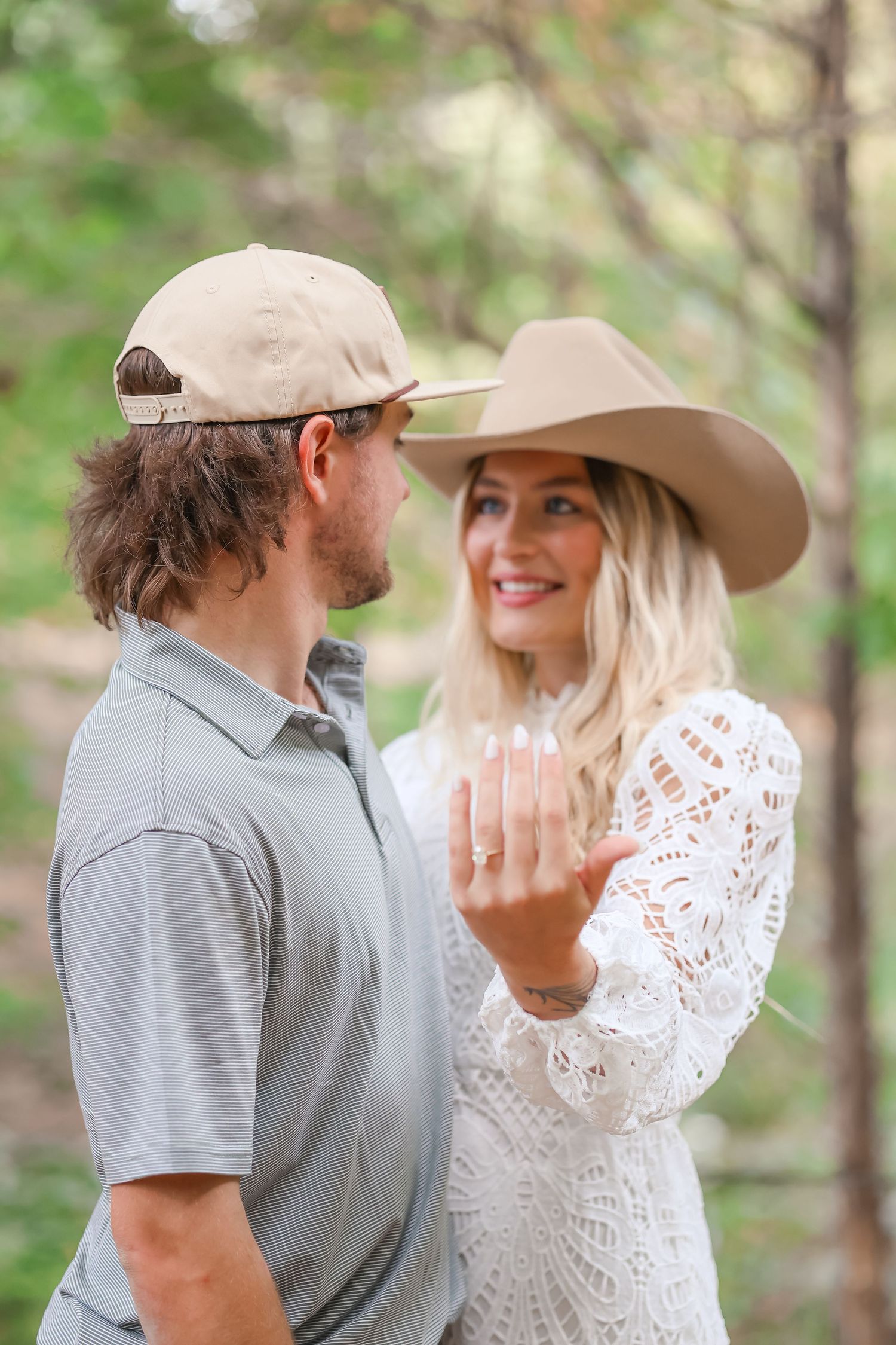 engagement pictures, seven paths manor, raleigh engagement, classy bright true to color, north carolina engagement photographer