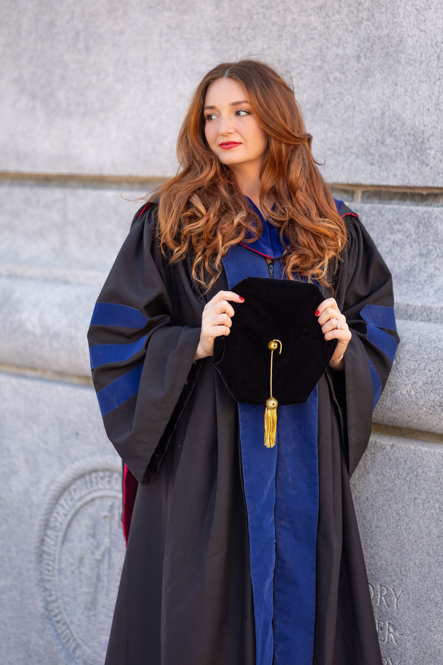 graduation photos NC state grad raleigh graduates senior photos outdoor graduation images natural light photography bright true to color unc