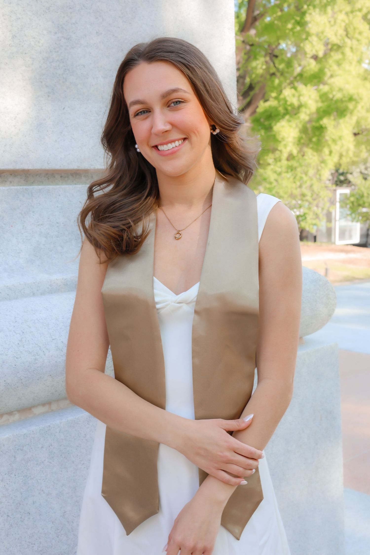 graduation photos, NC state grad raleigh graduates senior photos outdoor graduation images natural light photography bright true to color