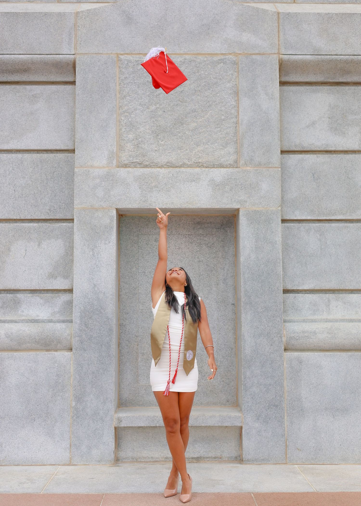 graduation pictures college grad pics