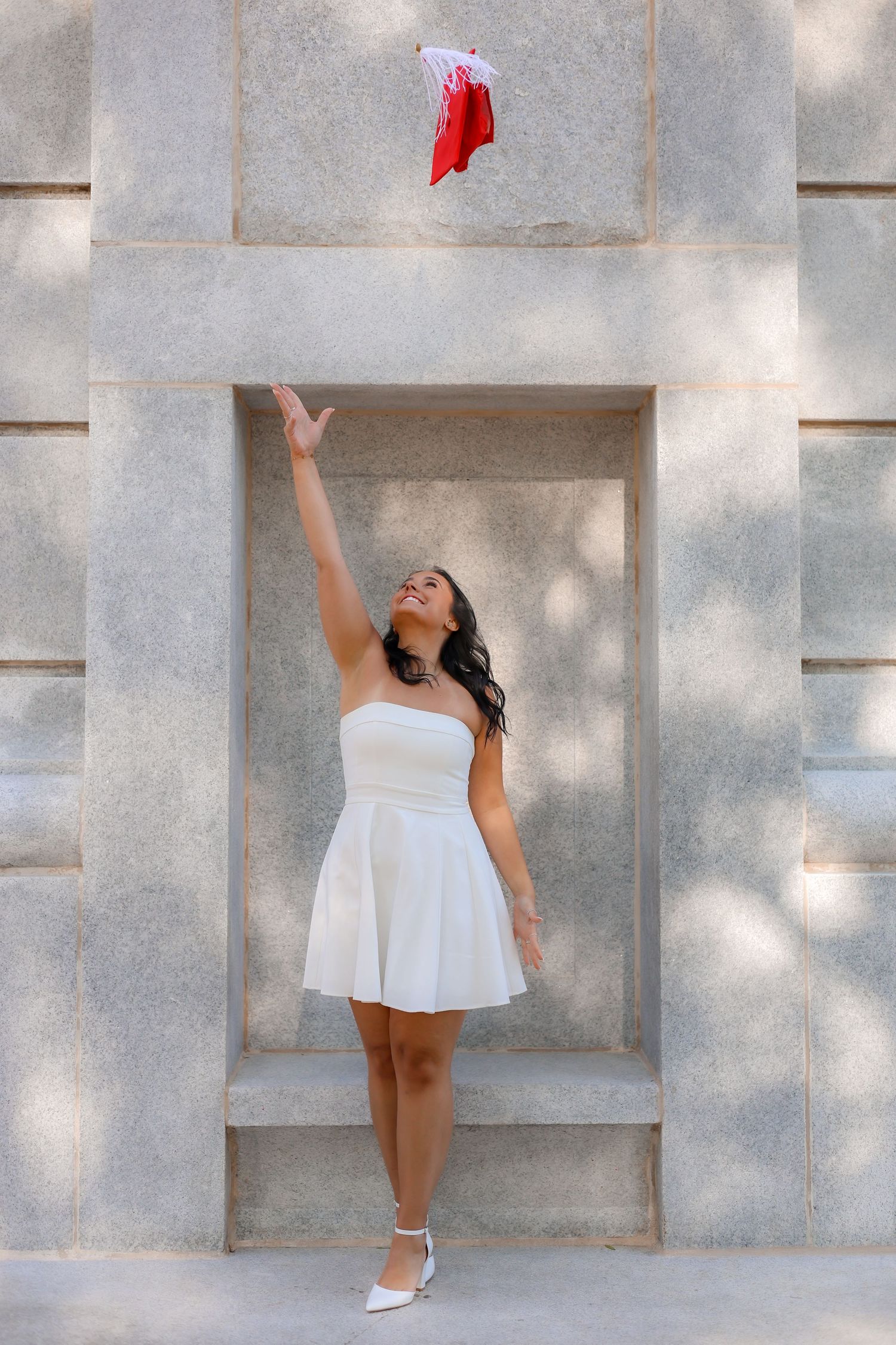 graduation photos, NC state grad raleigh graduates senior photos outdoor graduation images natural light photography bright true to color
