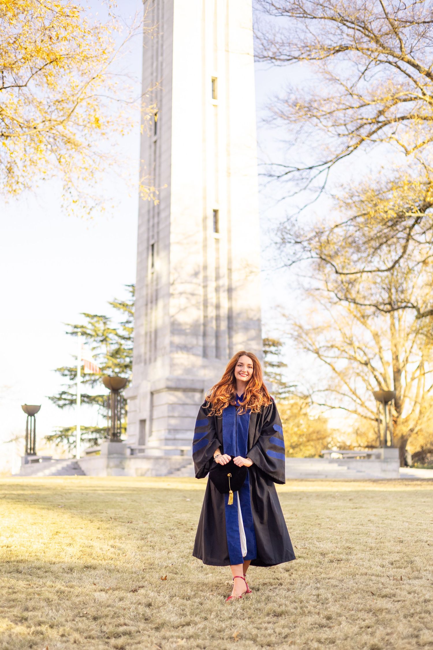 graduation photos NC state grad raleigh graduates senior photos outdoor graduation images natural light photography bright true to color unc