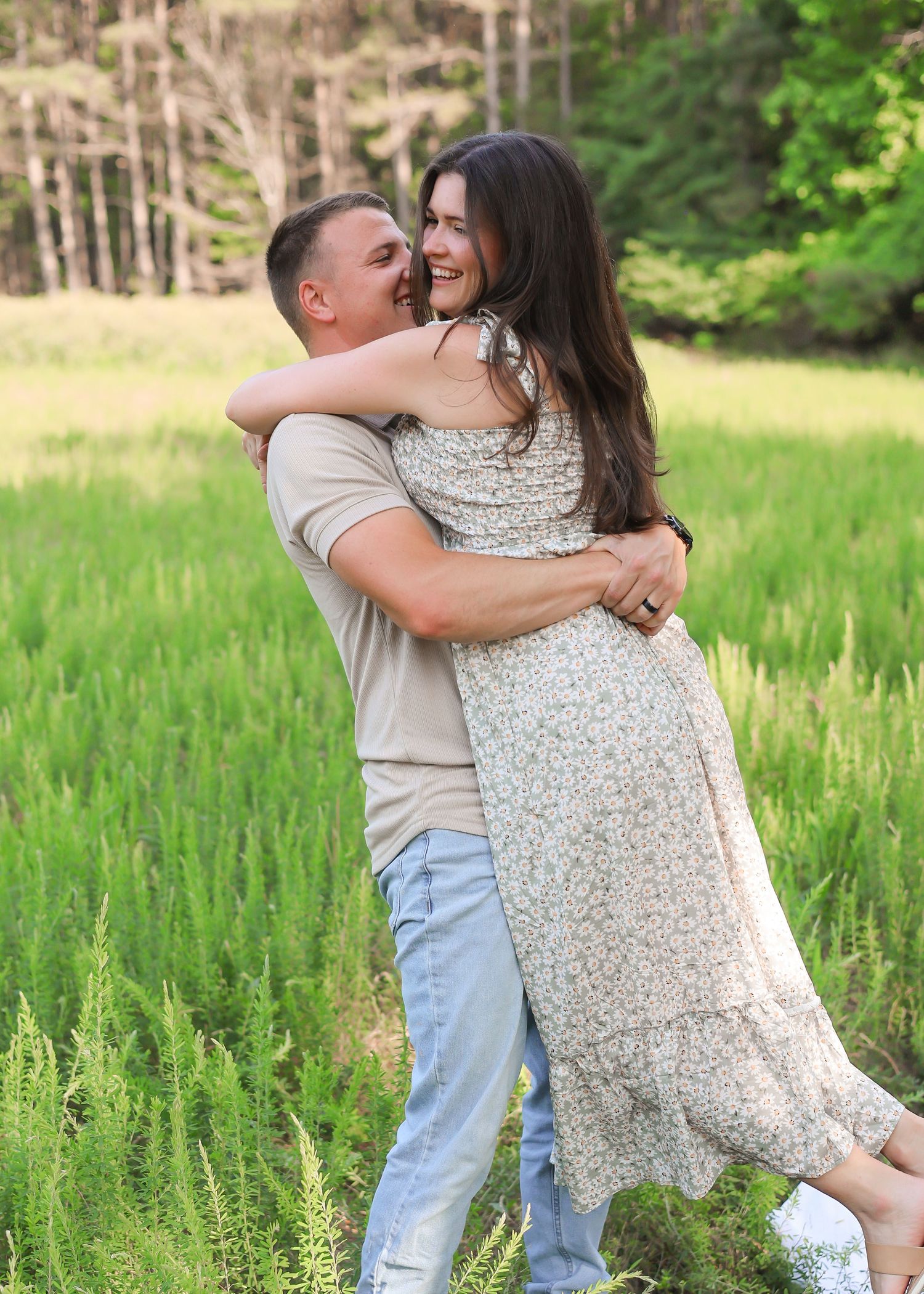 dreamy couples pictures, outdoors