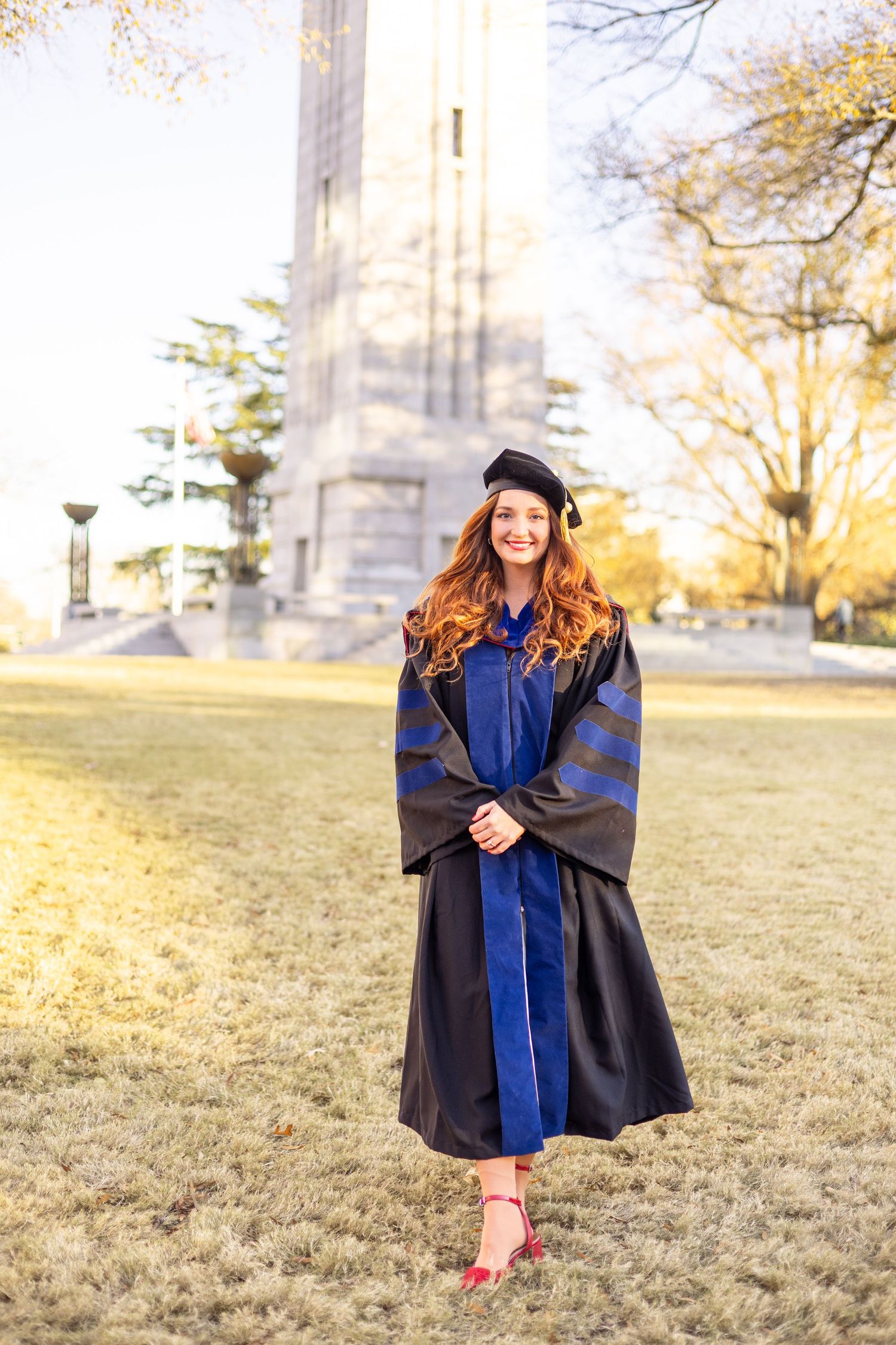 graduation photos NC state grad raleigh graduates senior photos outdoor graduation images natural light photography bright true to color unc