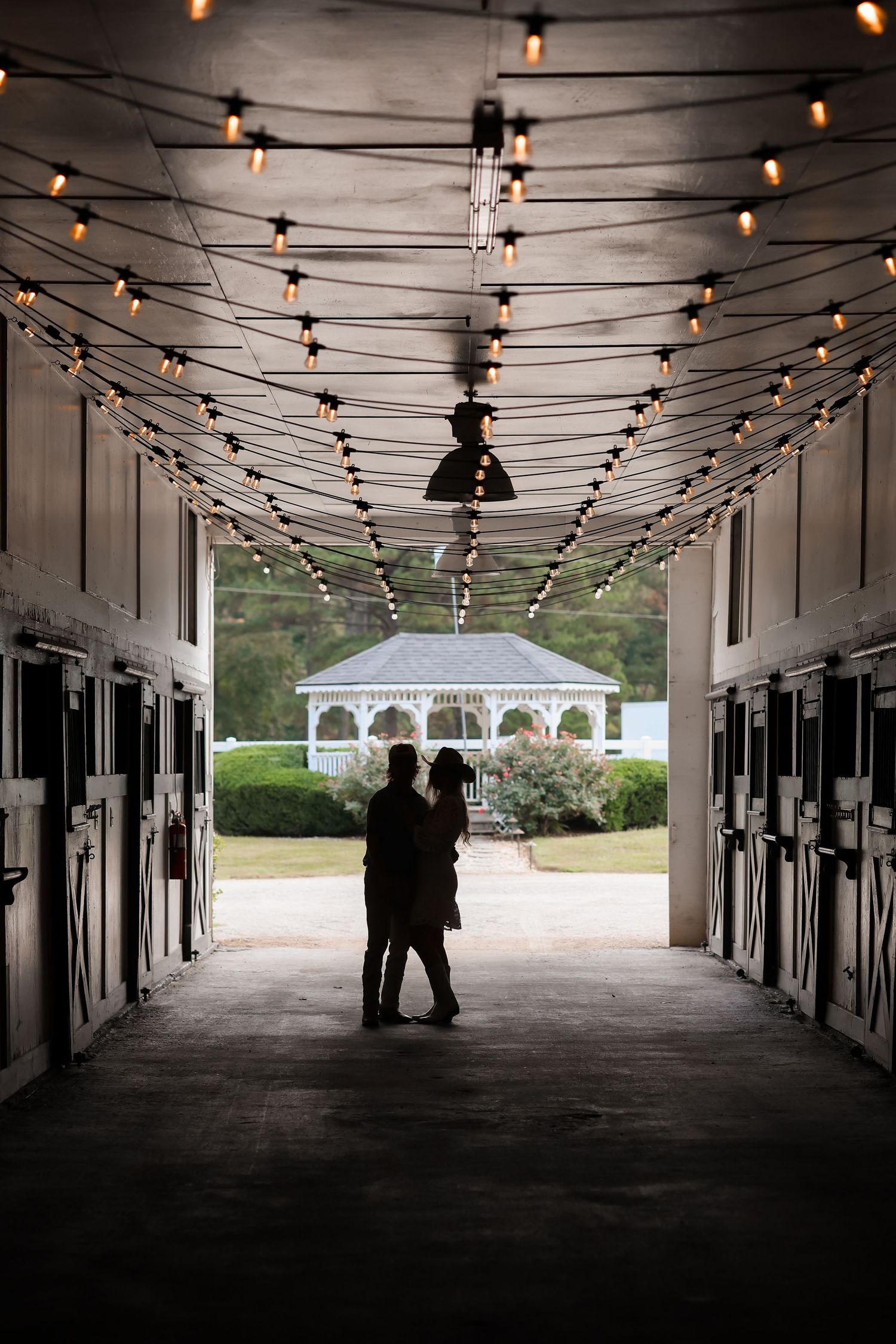 engagement pictures, seven paths manor, raleigh engagement, classy bright true to color