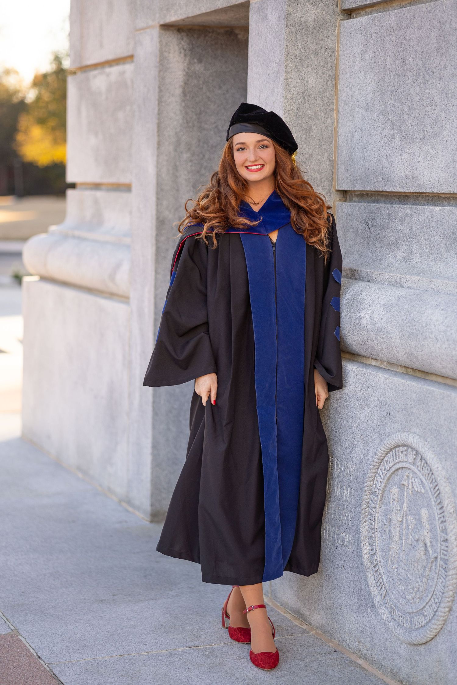 graduation photos NC state grad raleigh graduates senior photos outdoor graduation images natural light photography bright true to color unc