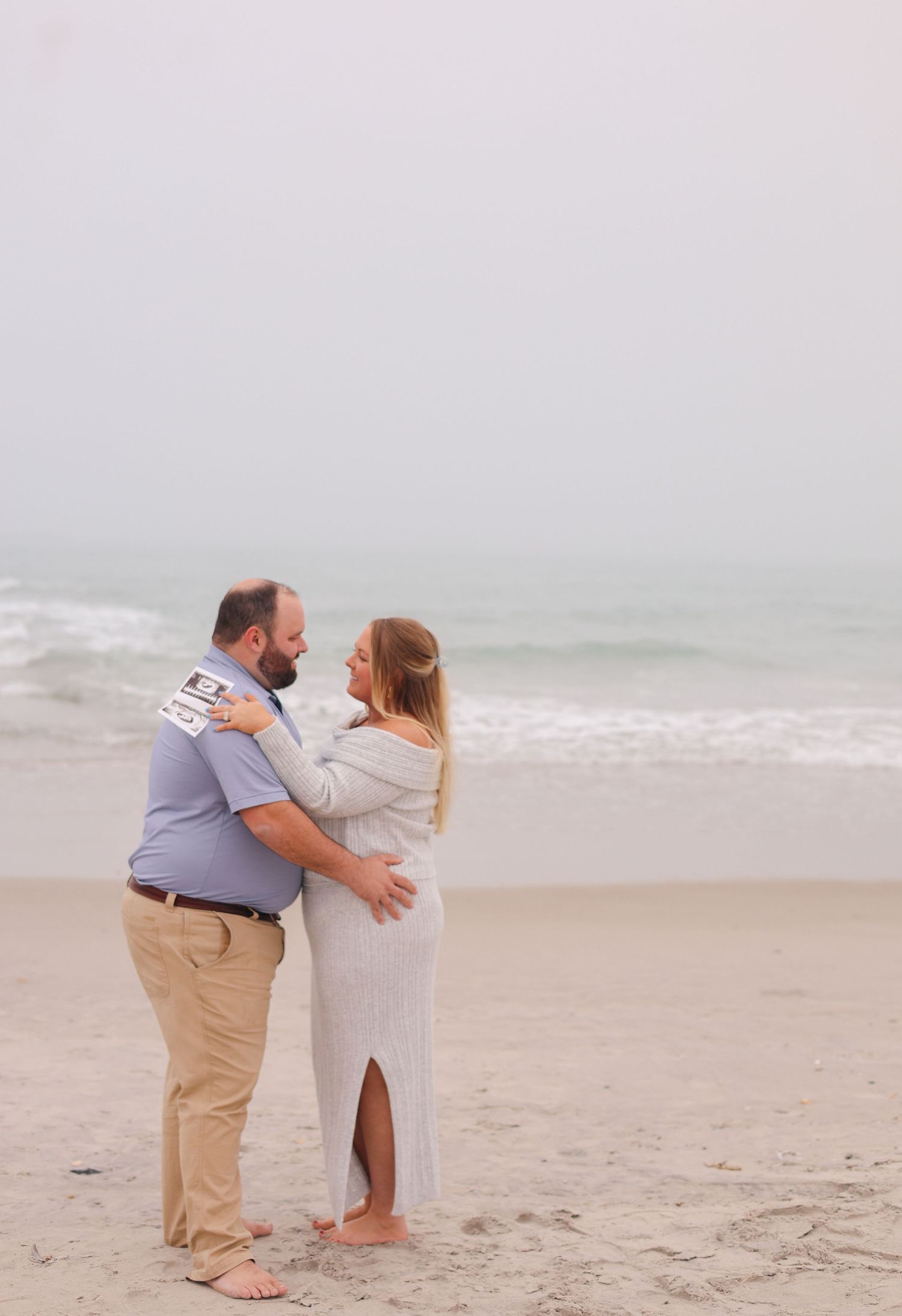 Wrightsville beach, announcement pictures, pregnancy announcement photography, beach pictures