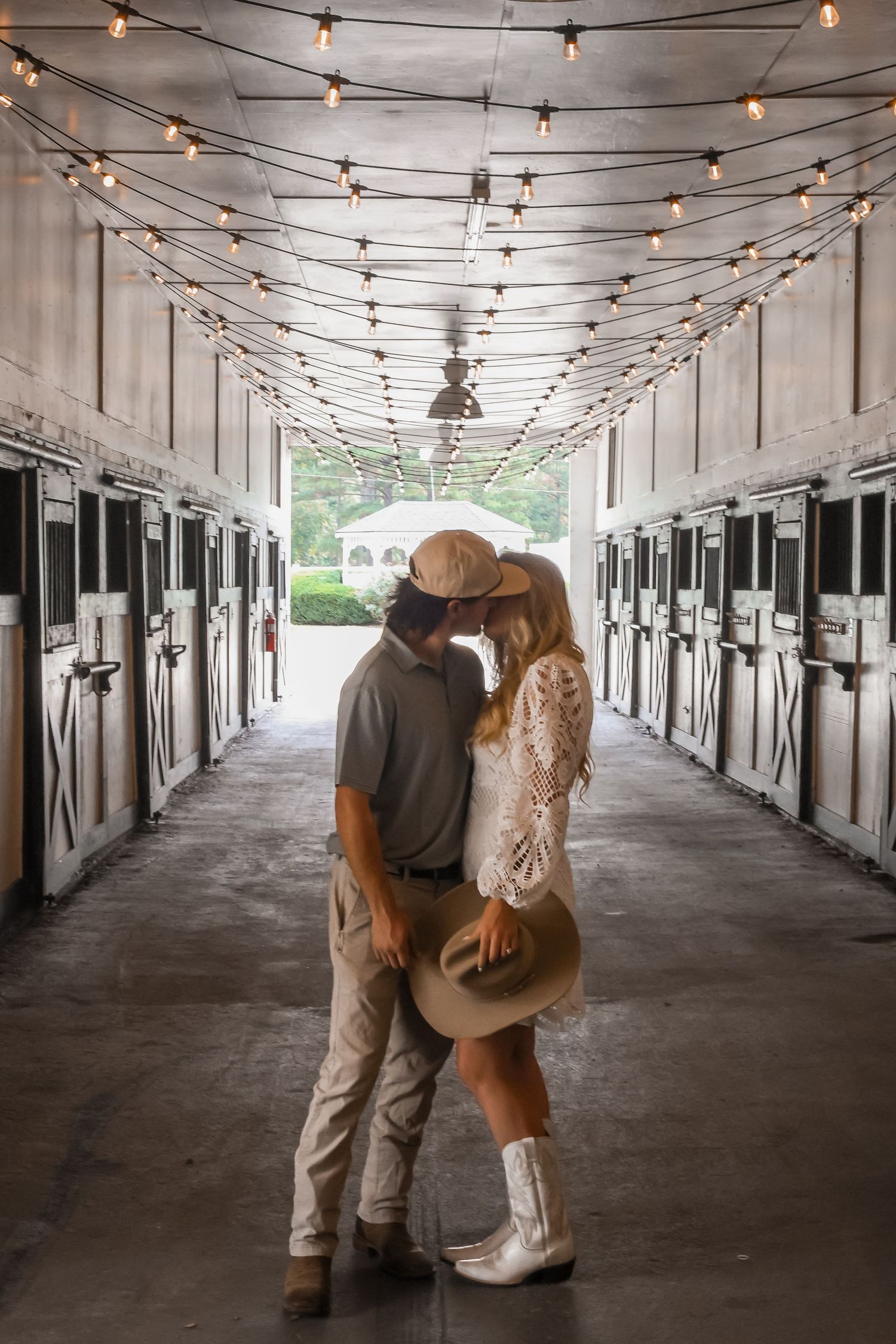 engagement pictures, seven paths manor, raleigh engagement