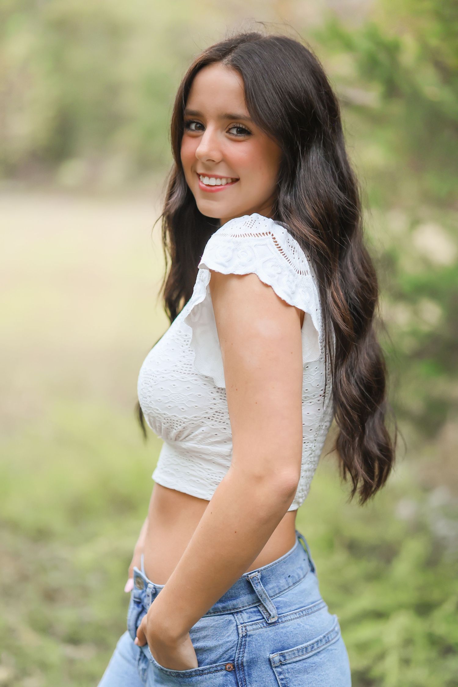graduation photos NC state grad raleigh graduates senior photos outdoor graduation images natural light photography bright true to color unc
