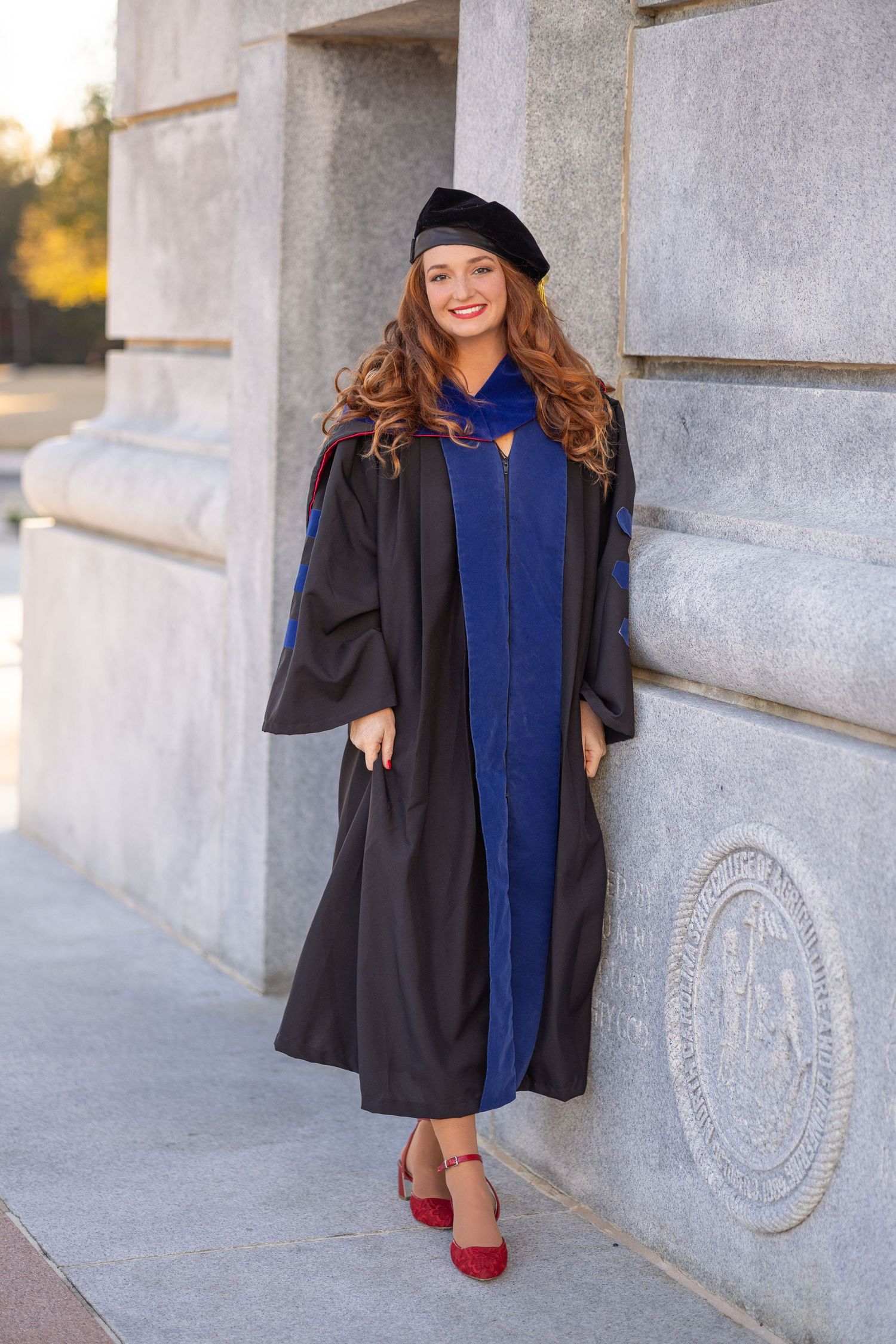 graduation photos NC state grad raleigh graduates senior photos outdoor graduation images natural light photography bright true to color unc