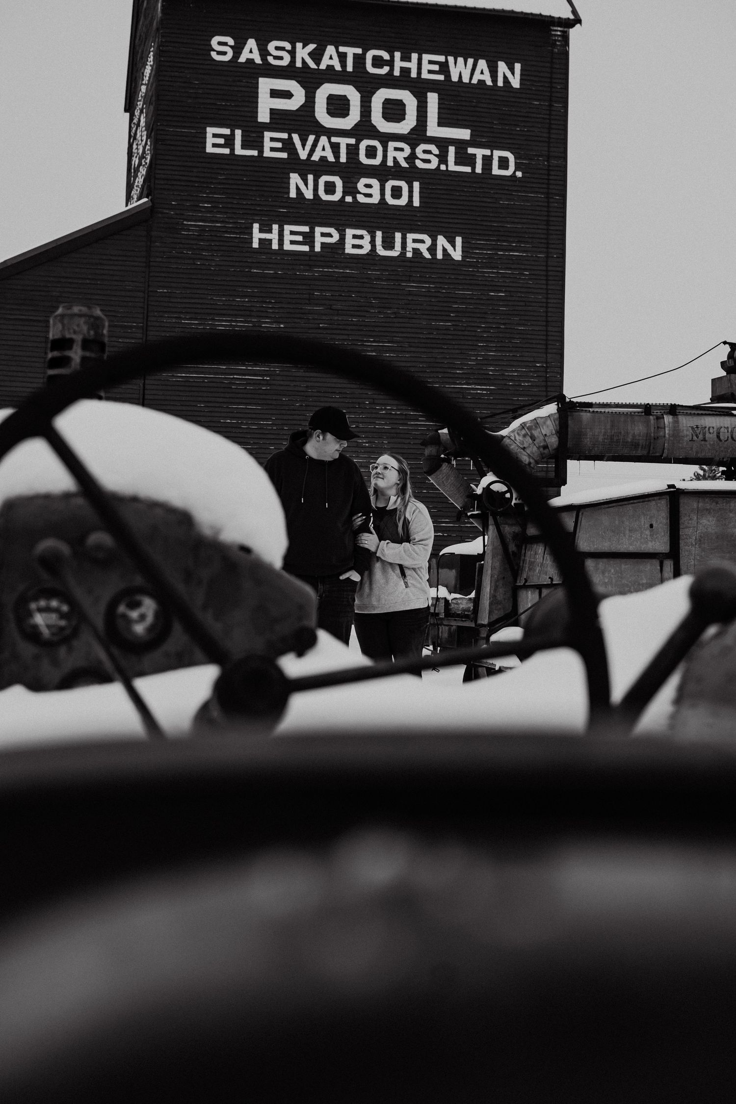 Black and white photo of Saskatchewan Pool Elevators building in Hepburn.